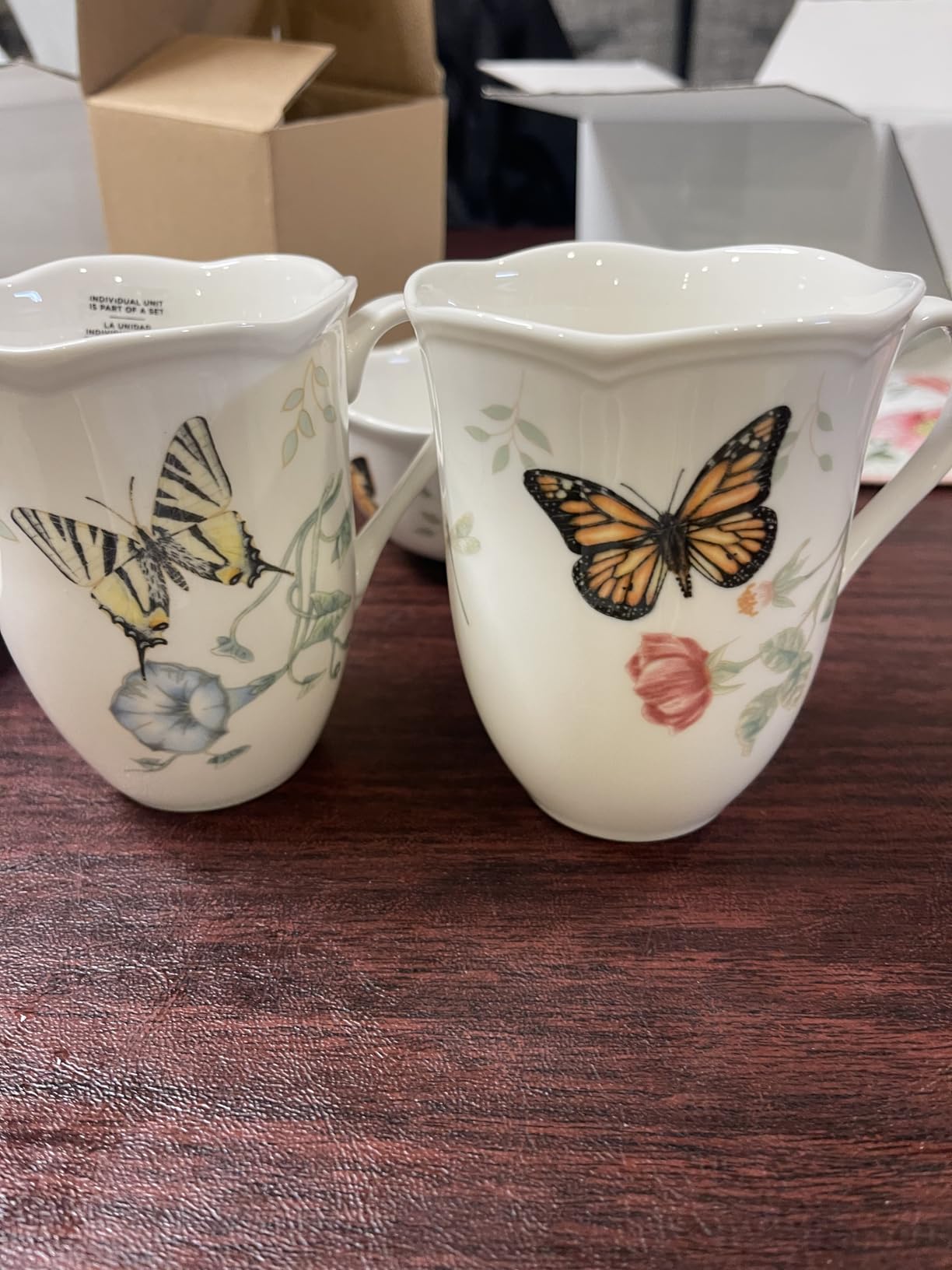Lenox Butterfly Meadow Porcelain 28-Piece Dinnerware Set for 4 | ceramic, dishwasher safe, microwave safe | plates and bowls sets for kitchen and dining | 11 inch plate customer photo 1