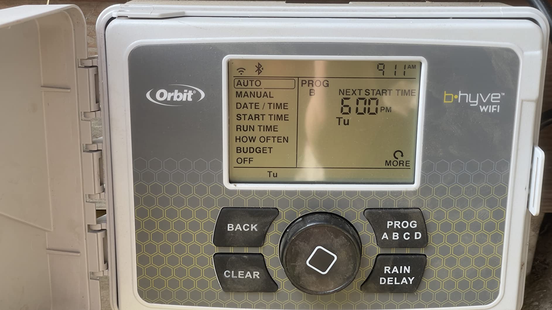 Orbit B-hyve Smart Indoor/Outdoor Sprinkler Controller - 12-Zone - App Controlled Smart Controller with Custom Irrigation Schedules - Weatherproof Multi-Zone Sprinkler System - 57950 customer photo 2