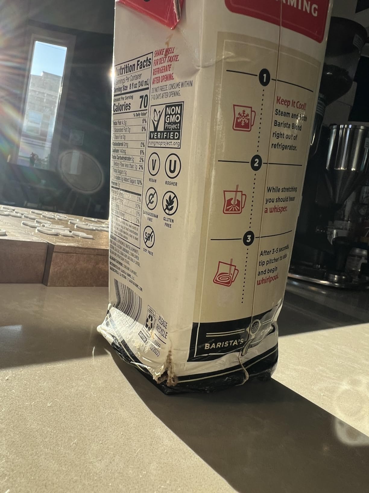 Califia Farms - Original Almond Barista Blend Almond Milk 32 Oz (Pack Of 6), Shelf Stable, Dairy Free, Plant Based, Vegan, Gluten Free, Non GMO, High Calcium, Milk Frother, Creamer customer photo 1