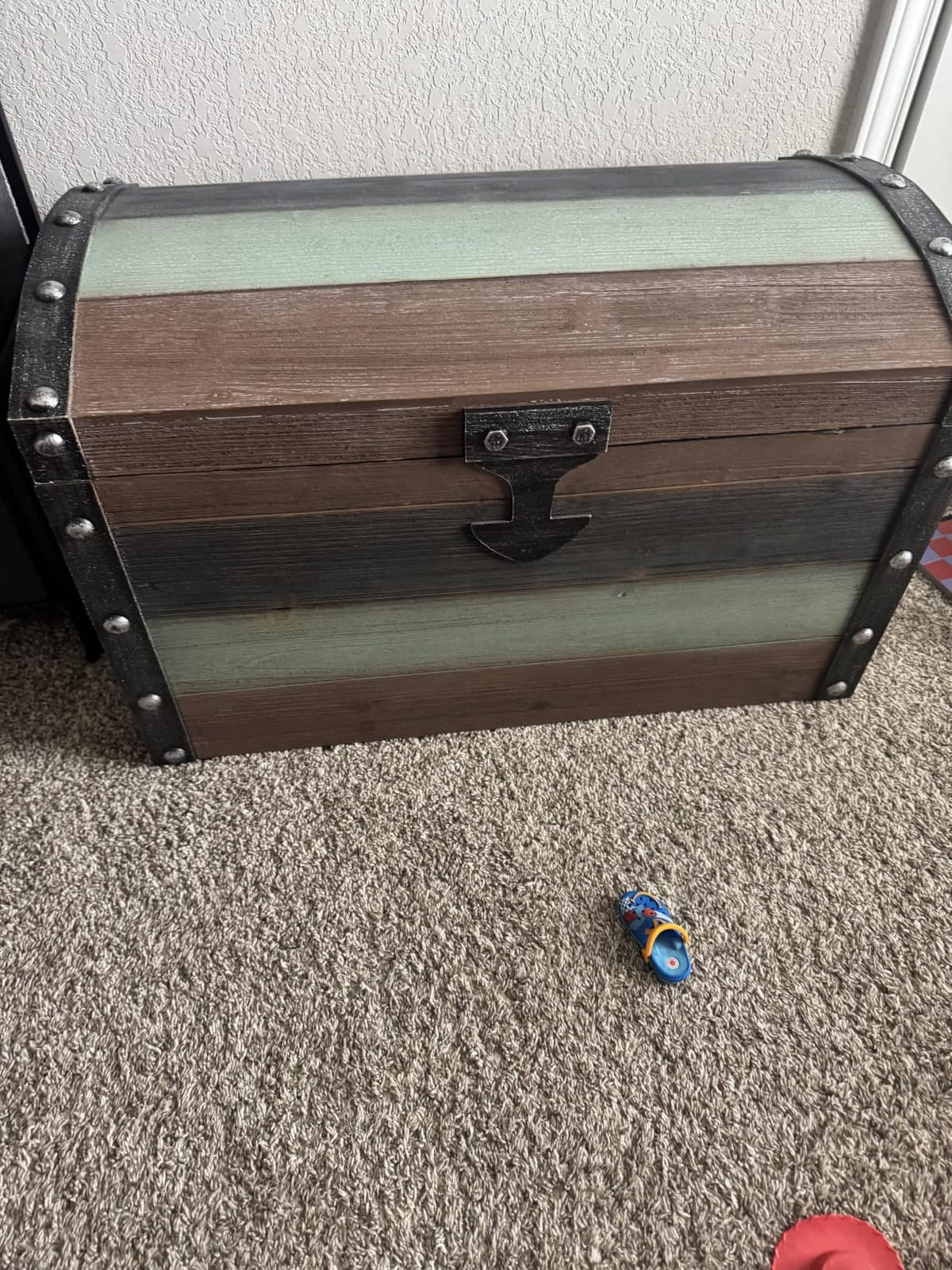 Household Essentials Victorian Style Decorative Trunk in Chinese Fir Wood with Metal Accents, Natural customer photo 2