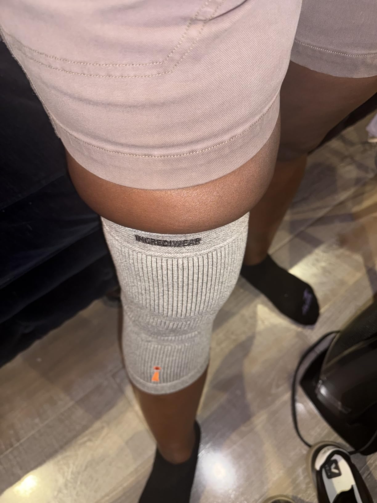 Incrediwear Knee Sleeve - Knee Braces for Knee Pain, Joint Pain Relief, Swelling, Inflammation Relief, and Circulation, Knee Support for Women and Men customer photo 2