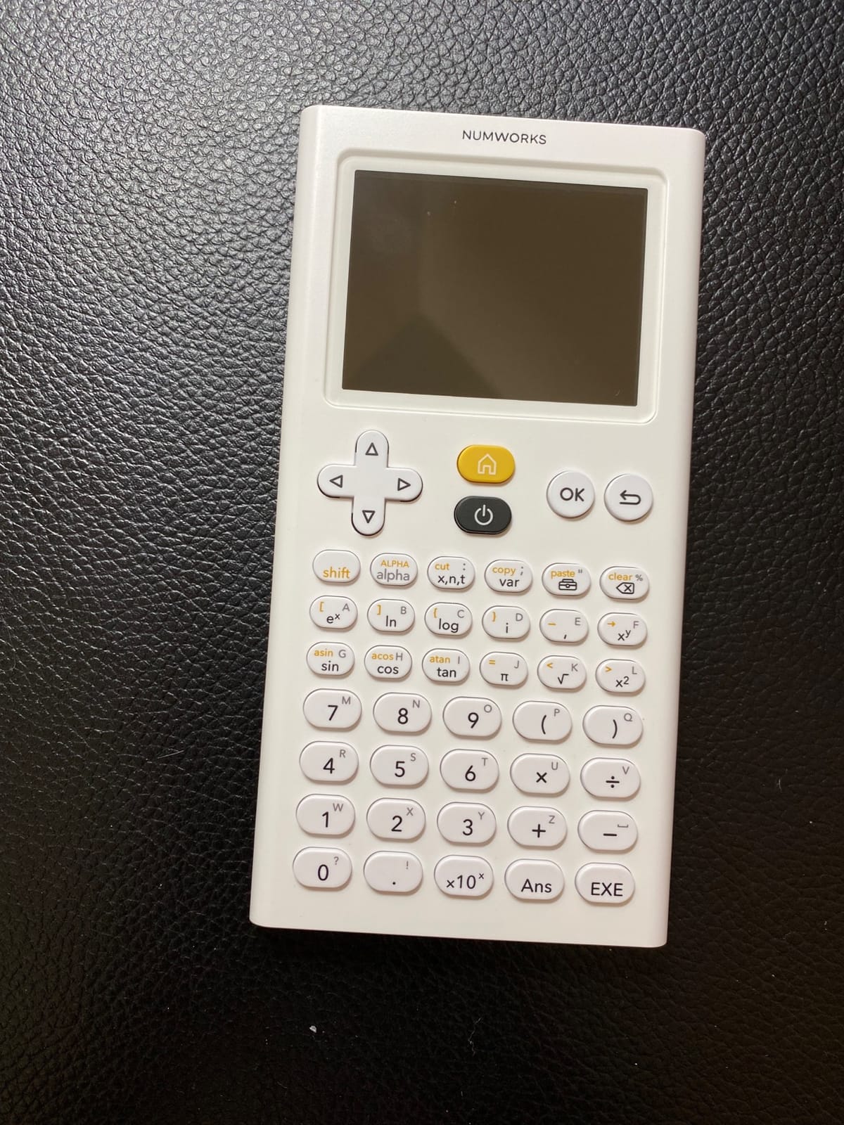 NumWorks Graphing Calculator customer photo 2