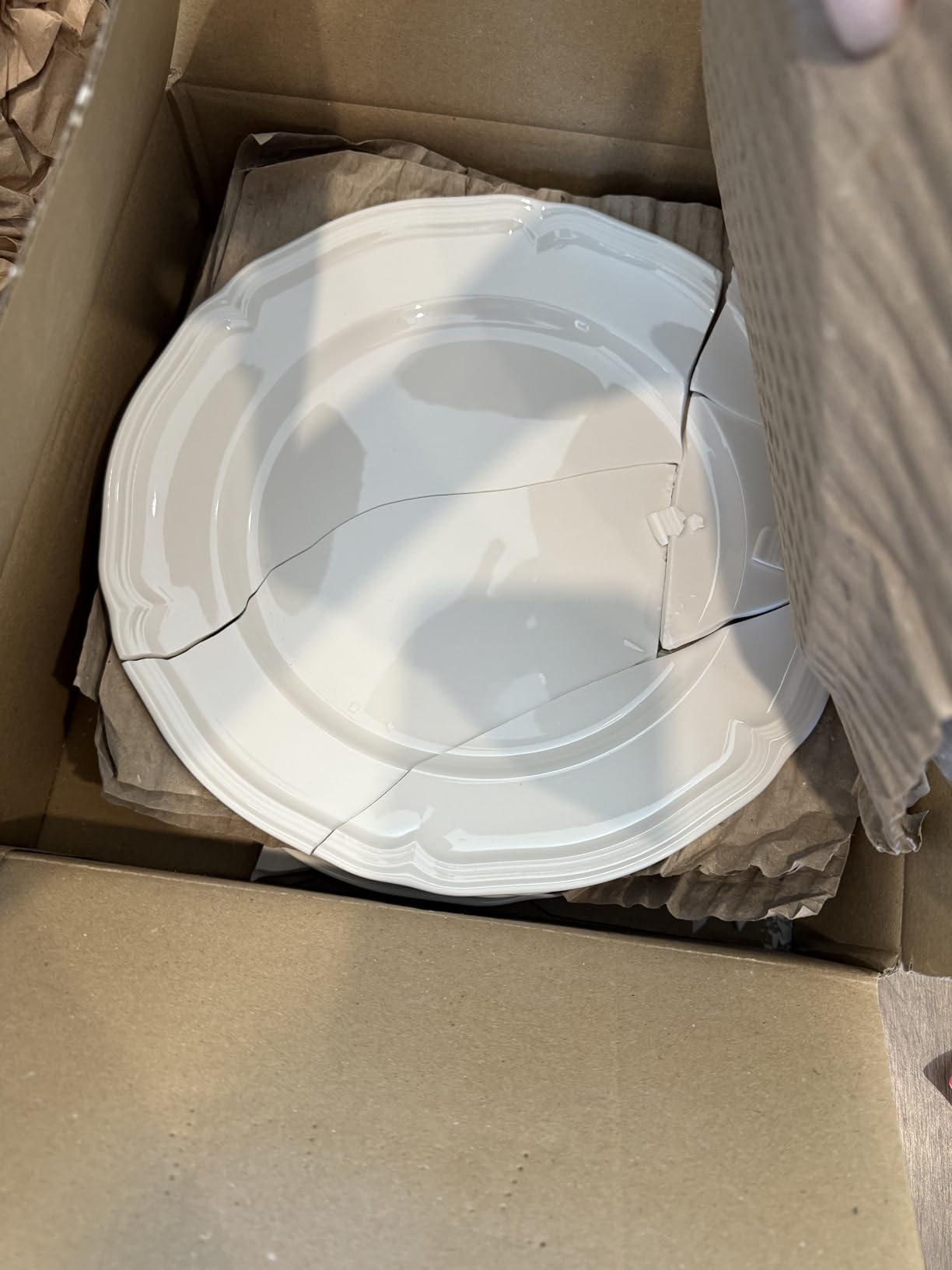 Villeroy & Boch Manoir 18 Piece Dinnerware Set, Creamy White | Porcelain dinnerware set made in Germany with intricate relief and rims, dishwasher and microwave safe, set for six customer photo 1
