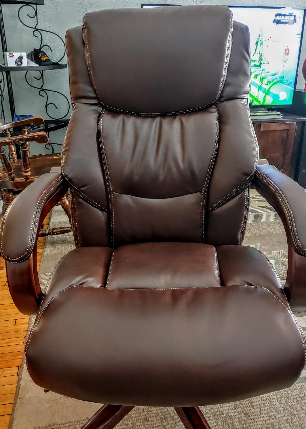 La-Z-Boy Big and Tall Executive Office Chair Lumbar Support, Leather Chair | Delano, Wood Arms Base, 350lb Capacity Ergonomic Home Office Chair, Memory Foam Seat Cushion, Adjustable Height & Tilt, Black customer photo 1