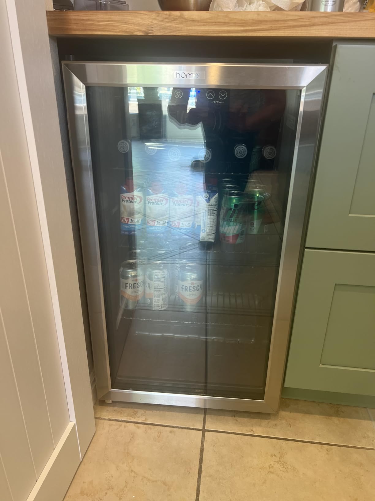 hOmeLabs Beverage Refrigerator and Cooler - Mini Fridge with Glass Door for Soda Beer or Wine - 120 Cans Capacity - Small Drink Dispenser Machine for Office or Bar with Adjustable Removable Shelves customer photo 2