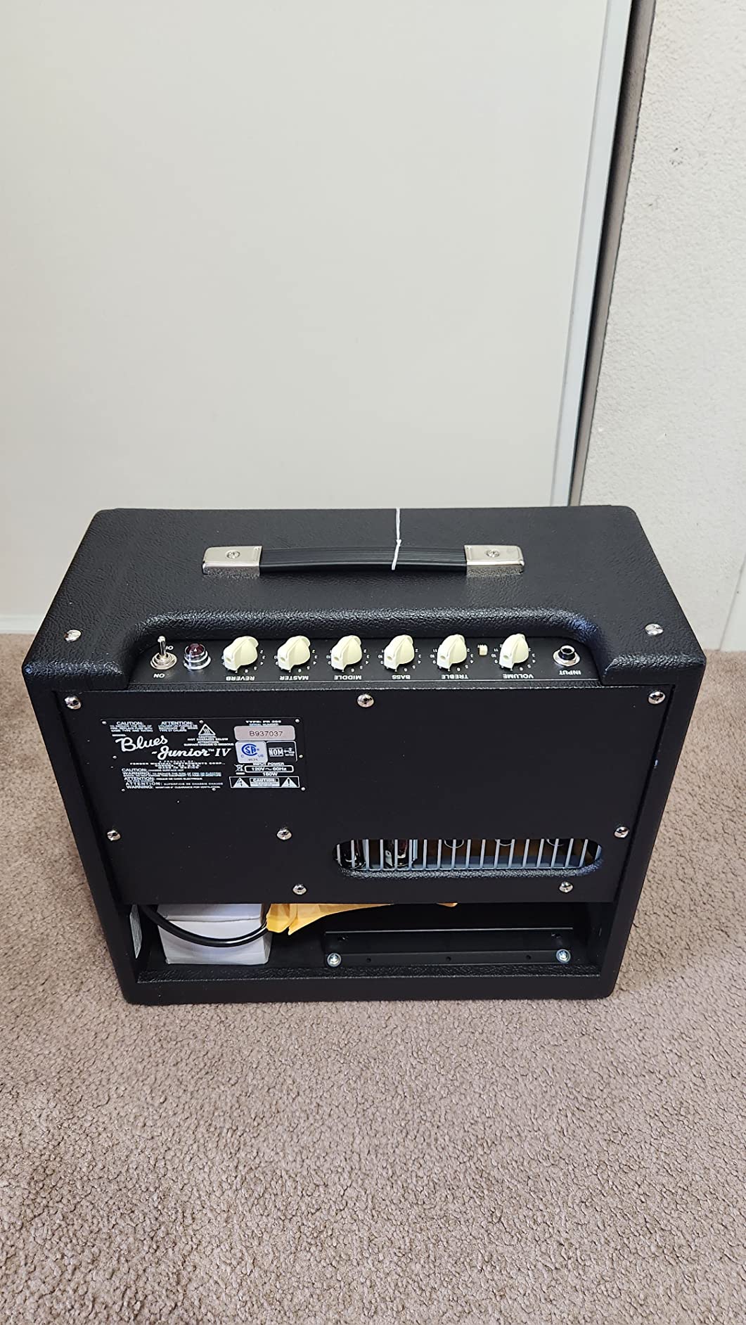 Fender Blues Junior IV Guitar Amplifier with Speaker, Black, 2-Yr Warranty customer photo 1