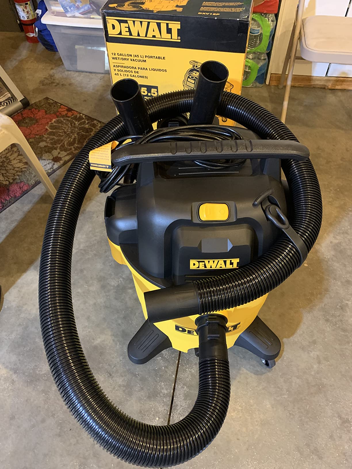 DEWALT 12 Gallon Poly Wet/Dry Vac, 5.5 HP Shop Vacuum Wet Vacuum Cleaner for Workshop, Jobsite, Commercial Area, Large Pick-Up Capacity, Yellow, DXV12P customer photo 1