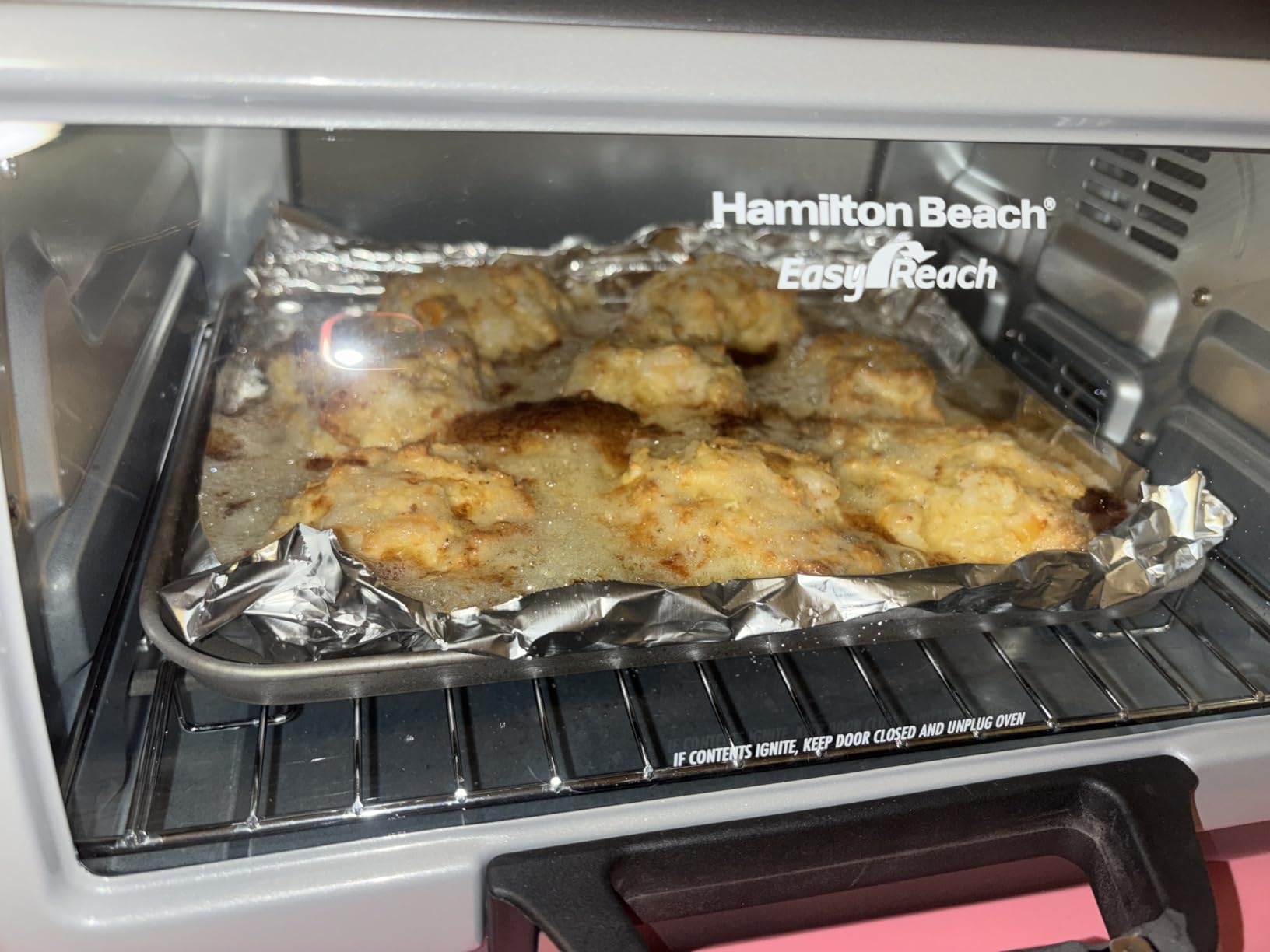 Hamilton Beach Easy Reach 6 Slice Countertop Convection Toaster Oven | Roll-Top Door For Easy Access | Bake, Broil & Toast Functions | 150 to 450ºF Adjustable Temp | Auto Shutoff | Silver customer photo 1