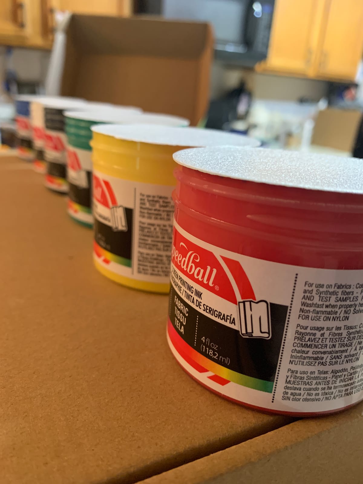 Speedball Fabric Screen Printing Ink Starter Set, 6-Colors, 4 Fl Oz for T-Shirt and Silkscreen Printmaking customer photo 1