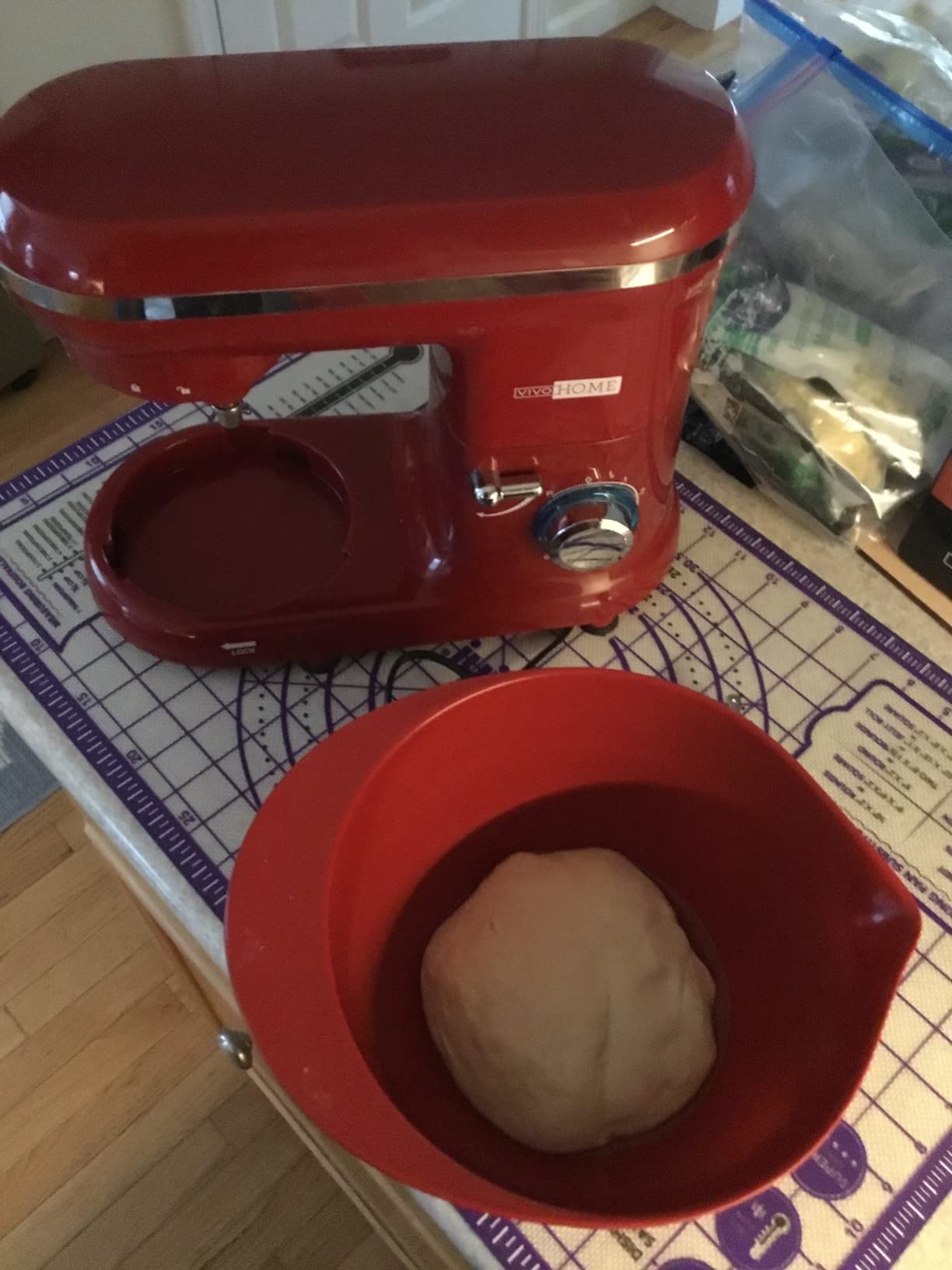 VIVOHOME Stand Mixer, 6-Quart Tilt-Head Kitchen Mixer with Bowl, Red customer photo 1