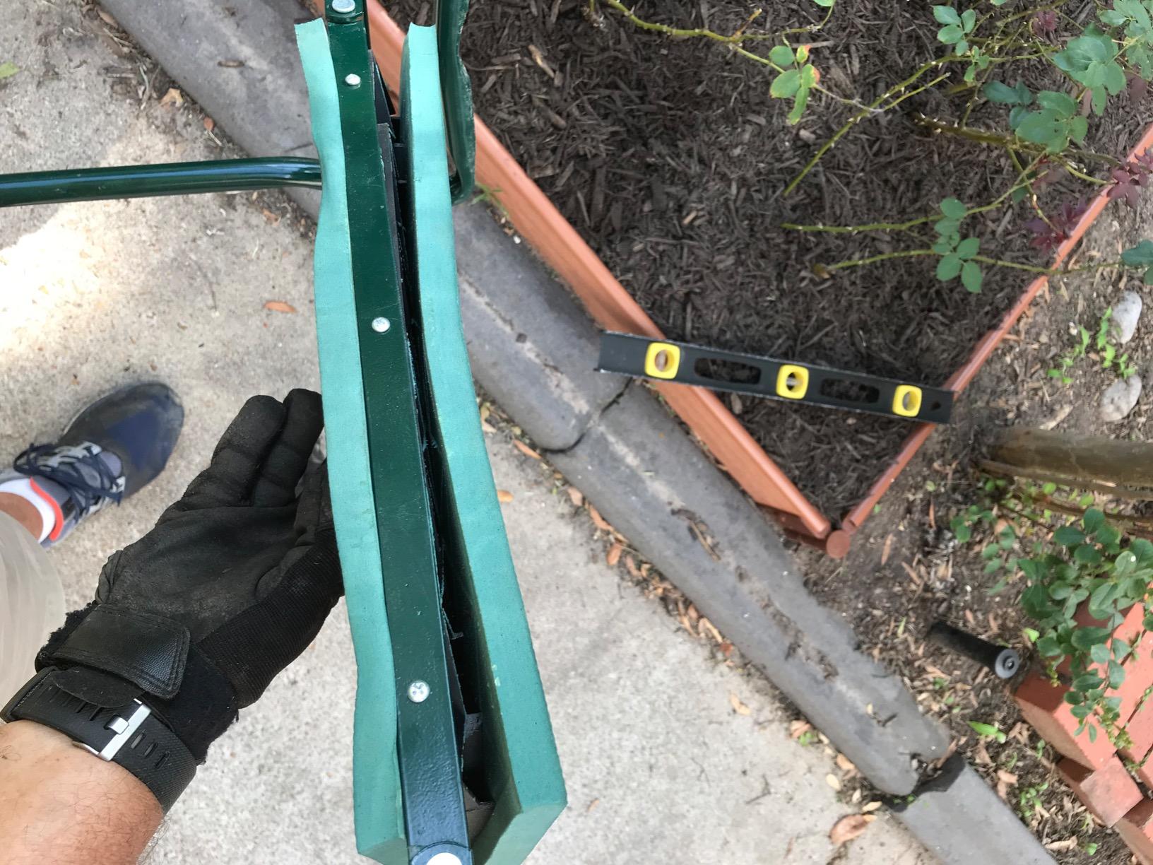 SUPER DEAL Folding Garden Kneeler and Seat with Free Tool Pouches - EVA Foam Pad Protects Your Knees - Sturdy and Lightweight, Gardening Gifts for Women Men customer photo 1