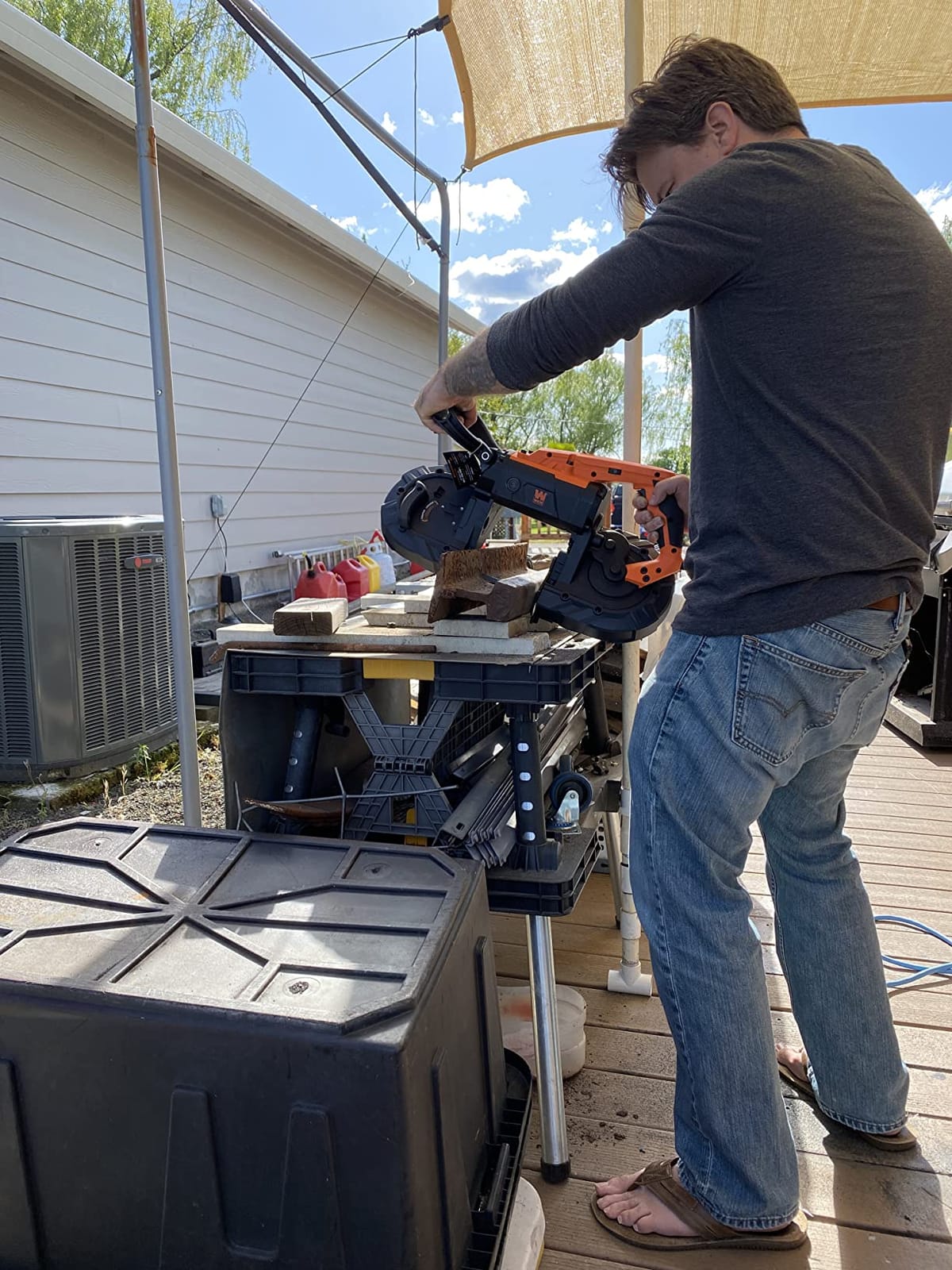 WEN Portable Band Saw for Metal, 10-Amp, Variable Speed, Handheld (94396) customer photo 1
