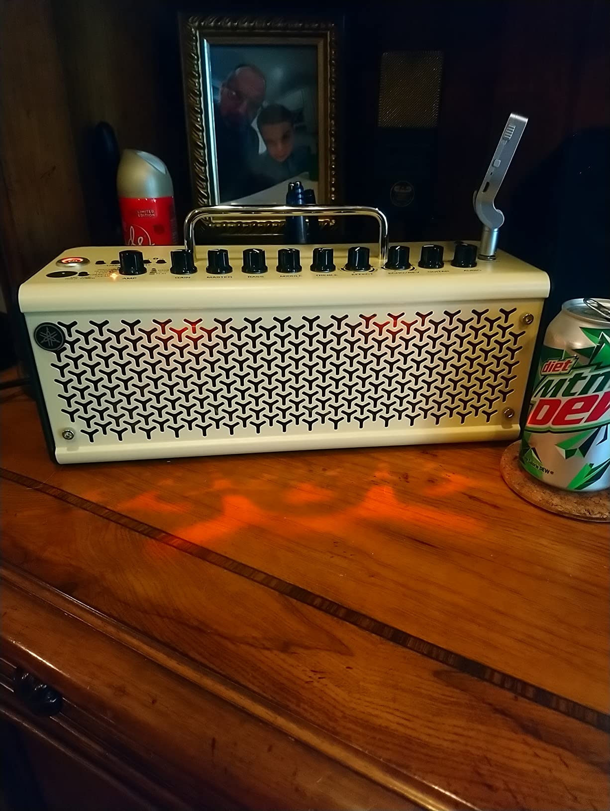 Yamaha THR10II Wired Desktop Guitar Amp, 10W customer photo 2