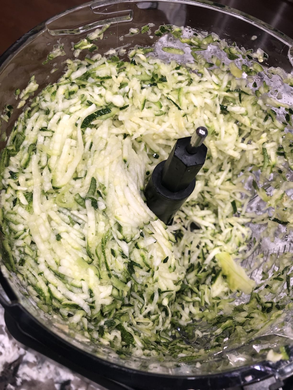 Cuisinart Professional Plus Food Processor, 1000PW, 9-Cup, Grey, BN601, Auto-iQ presets chop, slice, puree & mix dough. 9-cup bowl, 3 blades, feed chute & pusher. Dishwasher-safe parts customer photo 1