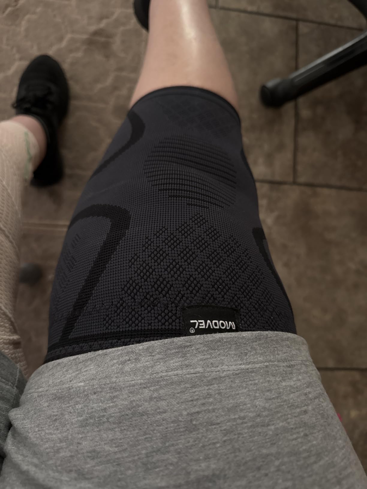 Modvel Compression Knee Brace for Women & Men - 2 Pack Knee Brace for Women Running Knee Pain, Knee Support Compression Sleeve, Workout Sports Knee Braces for Meniscus Tear ACL & Arthritis Pain Relief customer photo 2