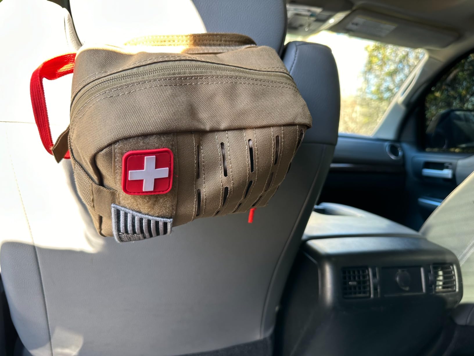 EVERLIT Advanced Trauma Kit, CAT GEN-7 Tourniquet, TCCC Compliant, Mil-Spec Nylon Laser Cut Pouch with 36