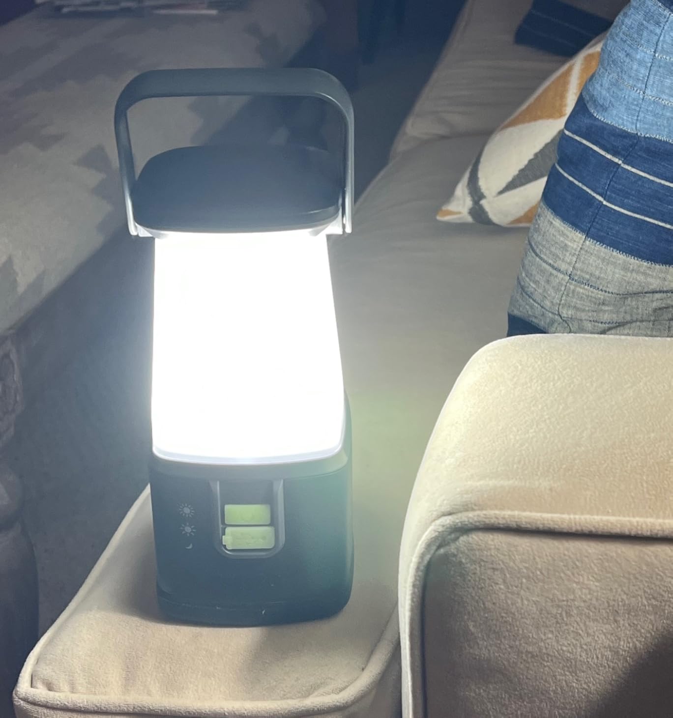 ENERGIZER WeatheReady LED Camping Lantern PRO-360, IPX4 Water Resistant Tent Light, Ultra Bright Battery Powered Lanterns for Camping, Outdoors, Emergency Power Outage customer photo 1