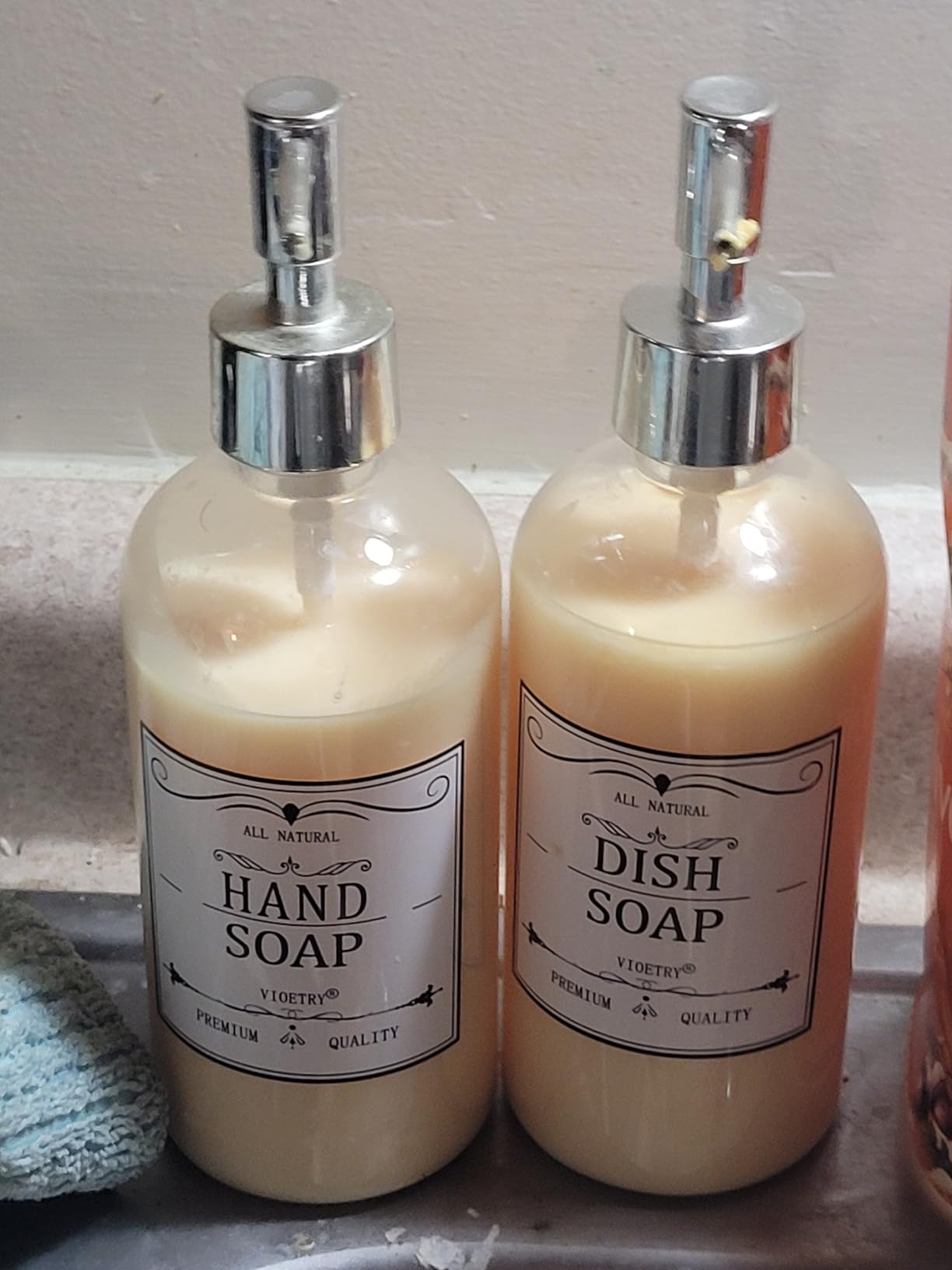 Clear Soap Dispenser with Rust Proof Pump, Waterproof Labels (2 Pack, 16 Oz), Plastic Hand Soap Dish Soap Dispenser for Kitchen Bathroom customer photo 1