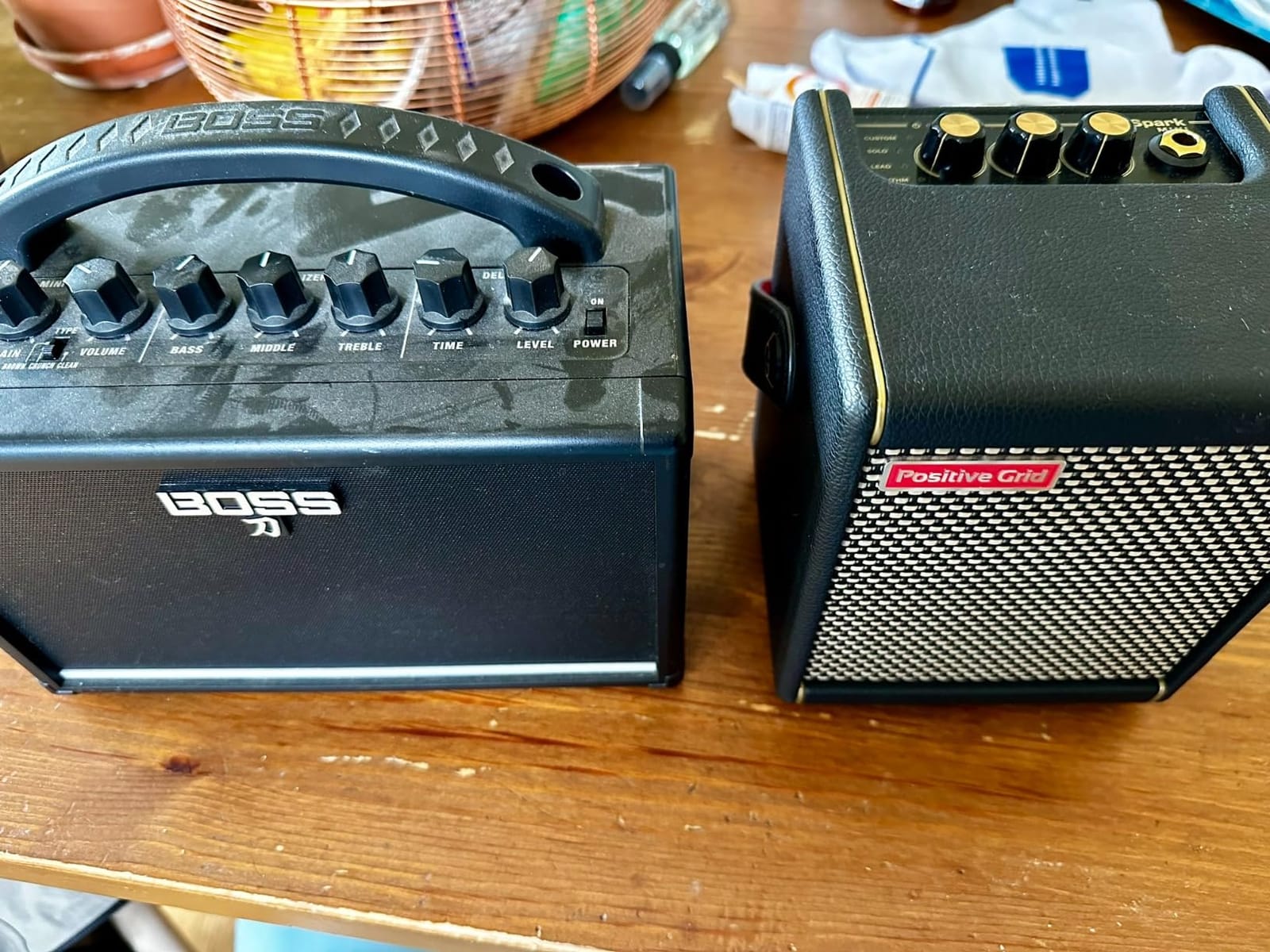 Positive Grid Spark MINI 10W Portable Smart Guitar Amp & Speaker (Black) | Portable amp & Bluetooth speaker for electric, acoustic & bass. 100k+ tones, Spark AI, Smart Jam, up to 8-hr battery. customer photo 2