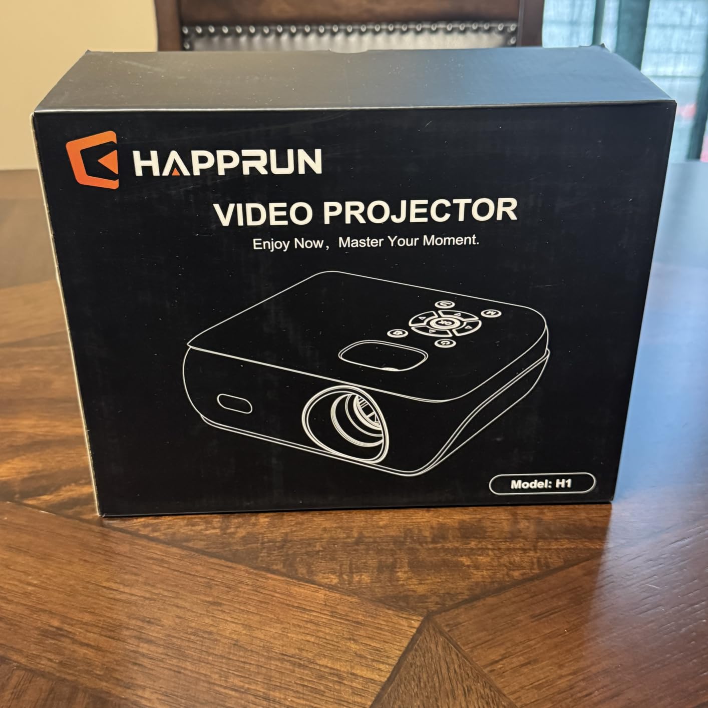 HAPPRUN Native 1080P Outdoor Smart Projector-Standard | Native 1080P • Mini & Portable • Easy Setup • Built-in Speaker • Indoor & Outdoor • Phone, Laptop & PS5 Compatible customer photo 1