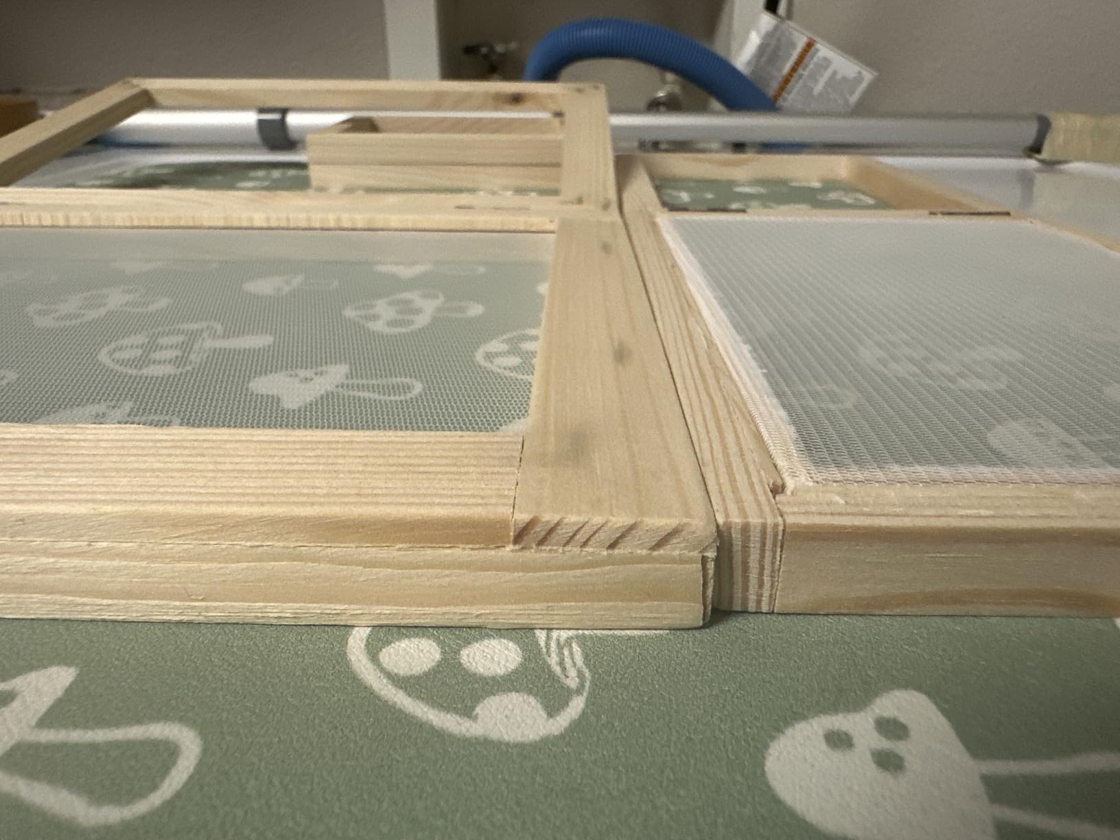 Worown 4 Sizes 2 in 1 Wooden Paper Making Screen, Mould and Deckle, Wooden Paper Making Frame for DIY Crafts (A4, A5, A6 & A7) customer photo 2