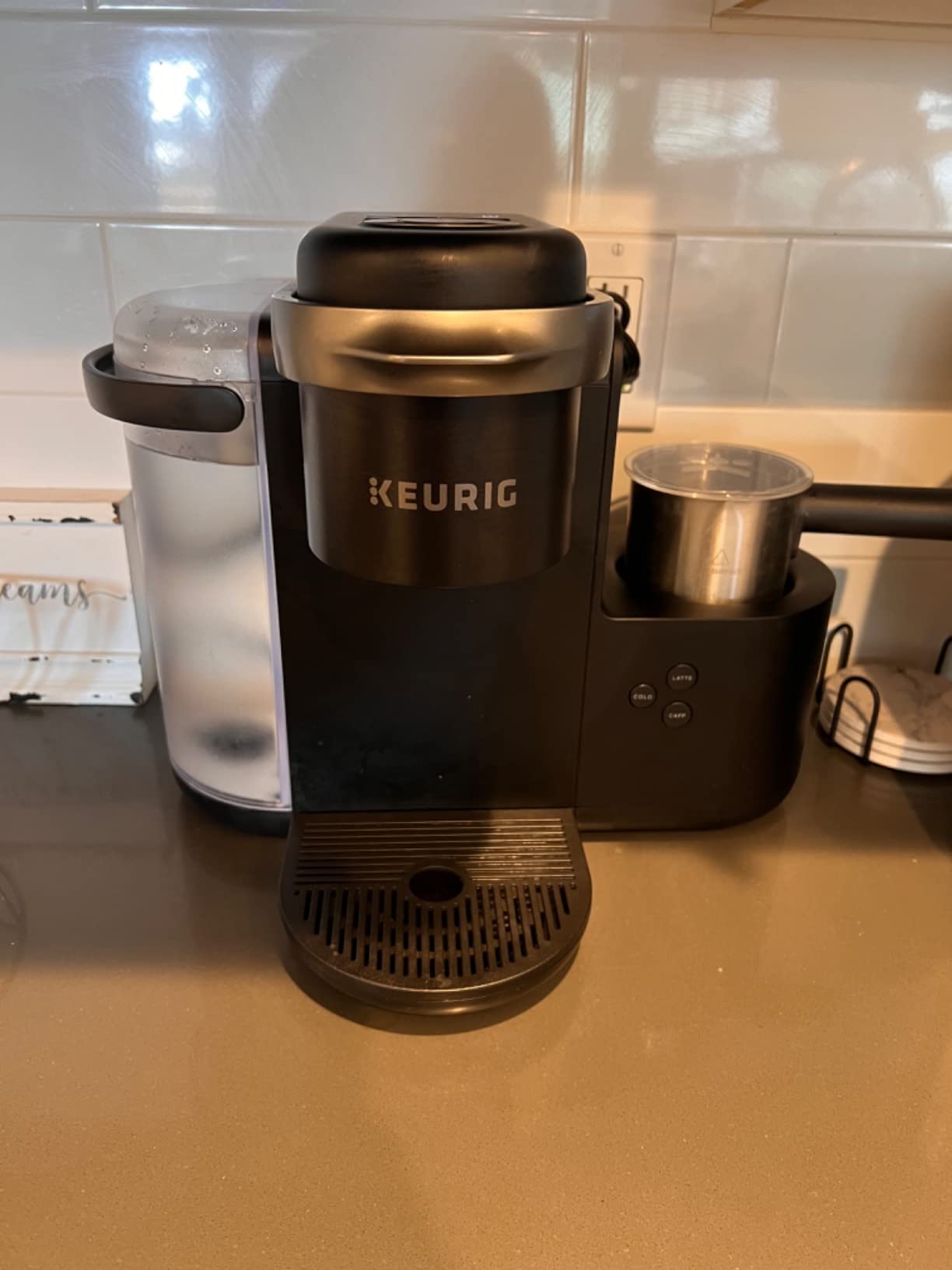 Keurig K-Café SMART Single Serve Coffee Maker with WiFi Compatibility, Latte and Cappuccino Machine with Built-In Frother, 6 Brew Sizes, Black customer photo 1