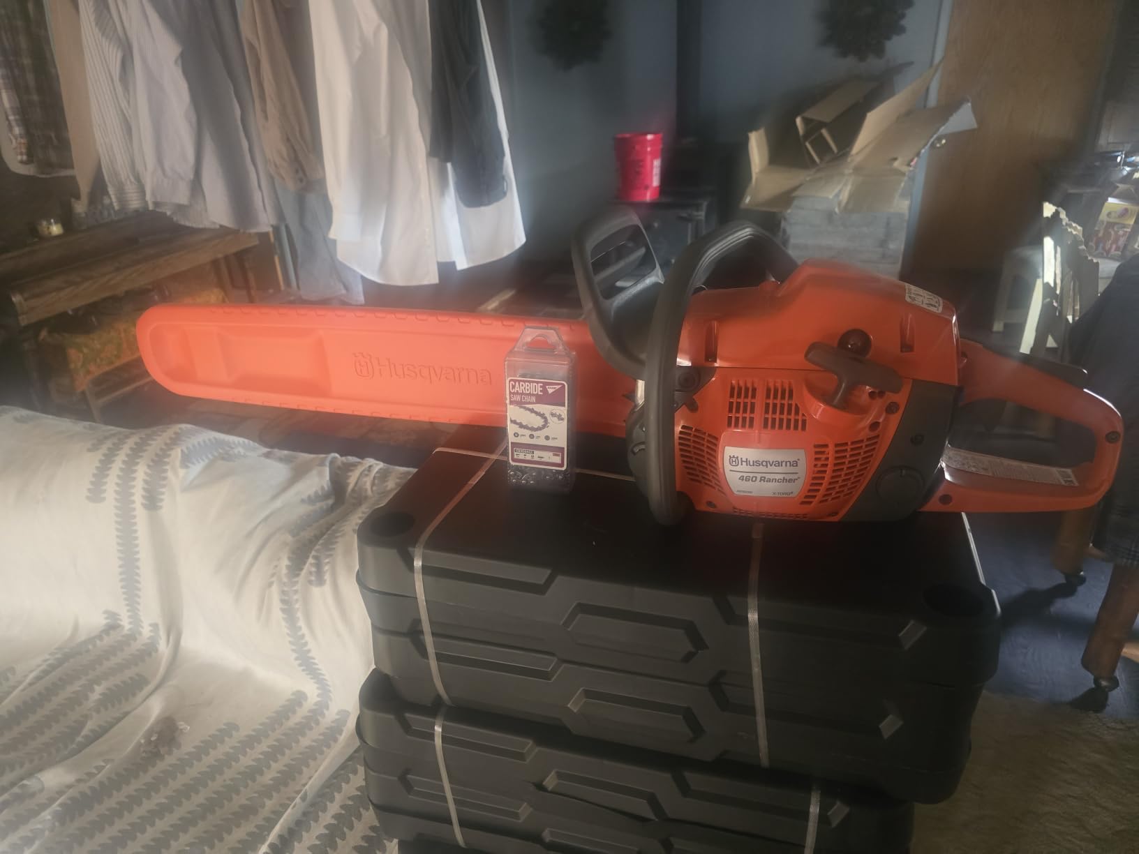 Husqvarna 460 Rancher Gas Powered Chainsaw, 60.3-cc 3.6-HP, 2-Cycle X-Torq Engine, 24 Inch Chainsaw with Automatic Adjustable Oil Pump, For Wood Cutting, Tree Trimming and Land Clearing, Gifts For Men customer photo 2