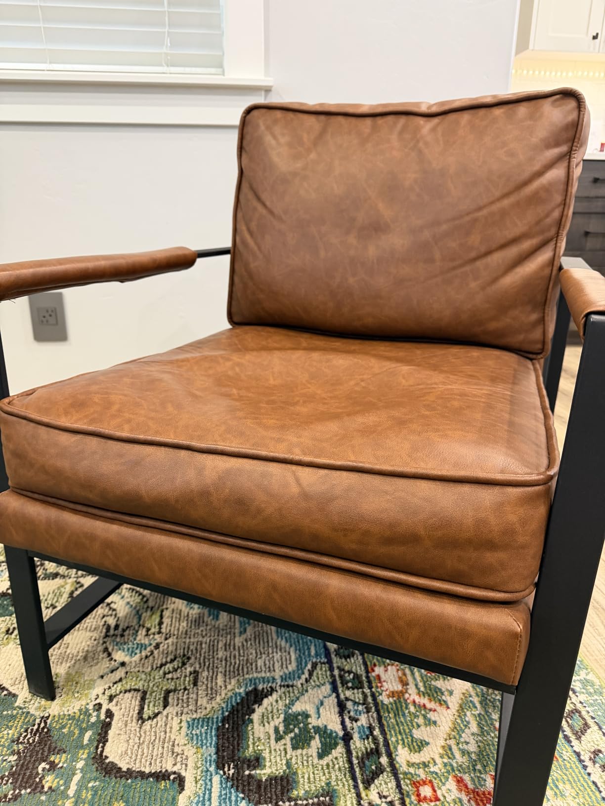Yaheetech Mid-Century Modern Accent Chairs Set of 2, Light Brown | Oversized Faux Leather Chair with Soft Cushion, Ergonomic 105° Back, Reading Chair for Living Room, Bedroom and Waiting Room customer photo 1