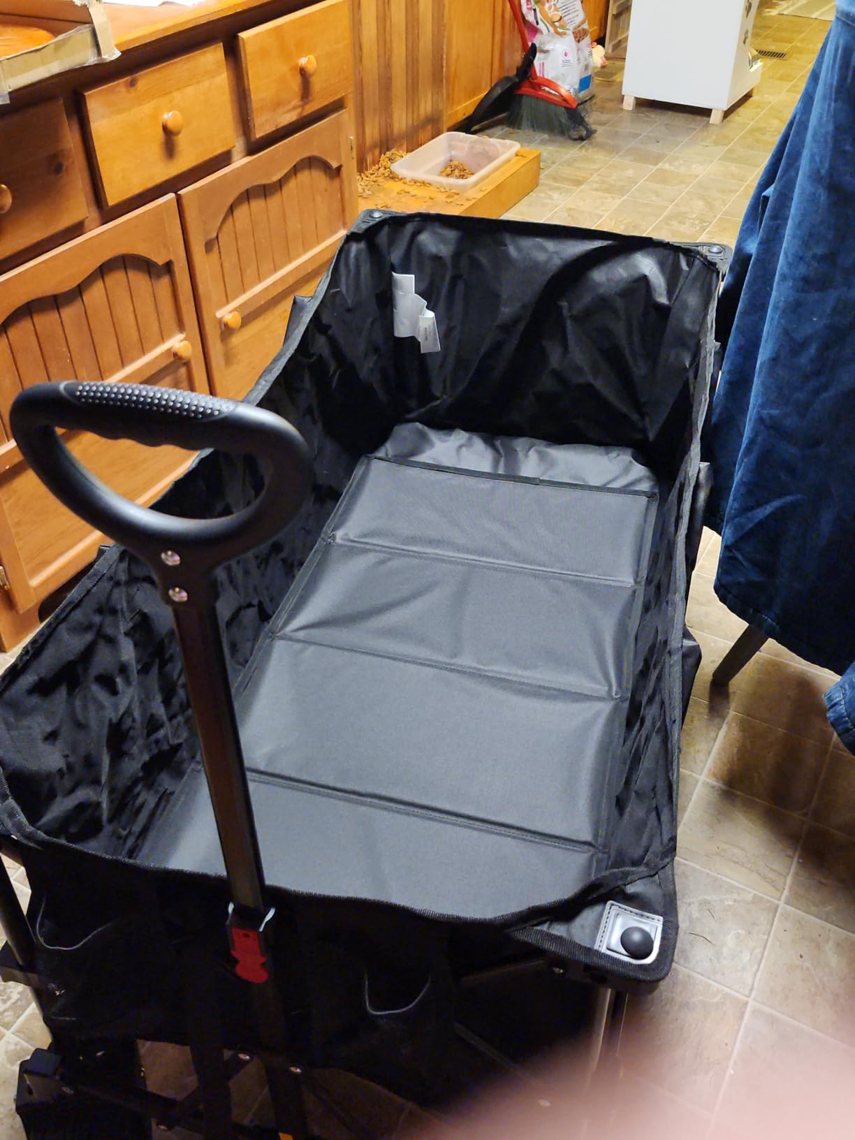 Sekey 300L Extended Collapsible Wagon, 660 lb Capacity, 48 in Long | Extra-large foldable wagon cart with 48 in extended cargo bed, 300L capacity, cup holders and all-terrain wheels with brakes. customer photo 2