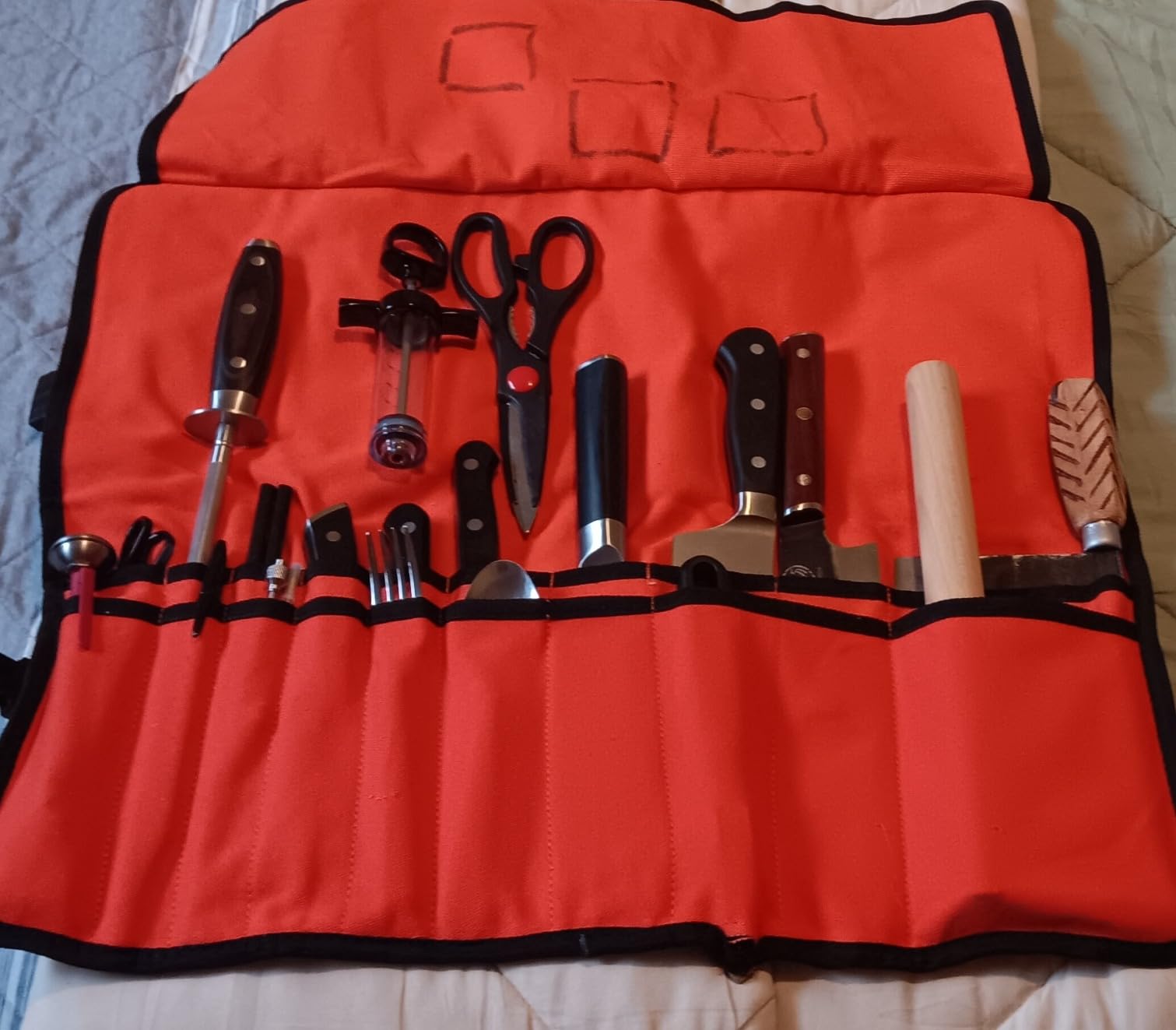 Chef Knife Bag With 24 Slots Cutlery Knives Holders Protectors, Kitchen Travel Cooking Tools, Portable Canvas Knife Roll Storage Bag Chef Case for Camping or Working with an Adjustable Shoulder Strap customer photo 1