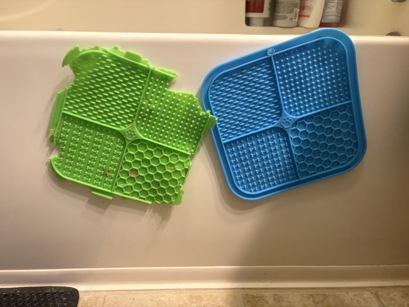 Honomastry Lick Mat for Dogs, Premium Lick Pad with Suction Cups for Dog Anxiety Relief, Slow Feeder Dog Bowls, Bathing, Grooming and Training. customer photo 2