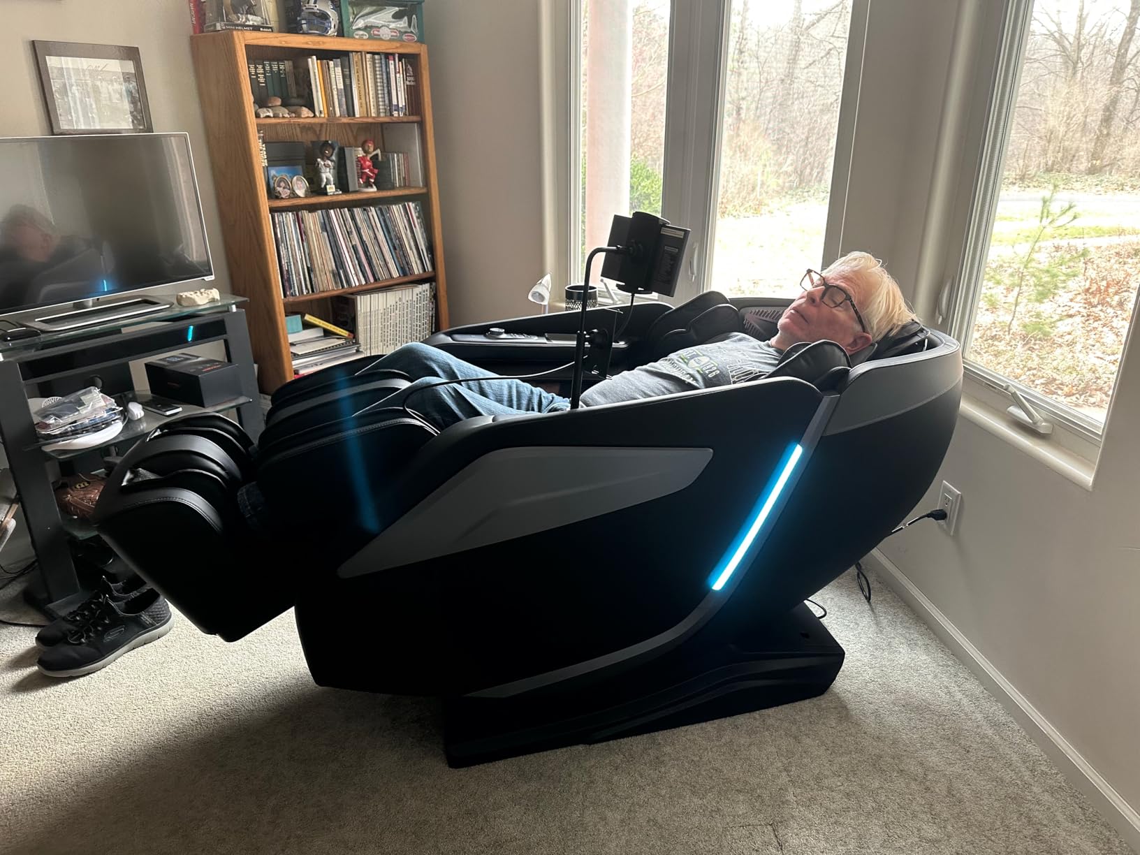 4D Massage Chair Full Body Zero Gravity Recliner, 55