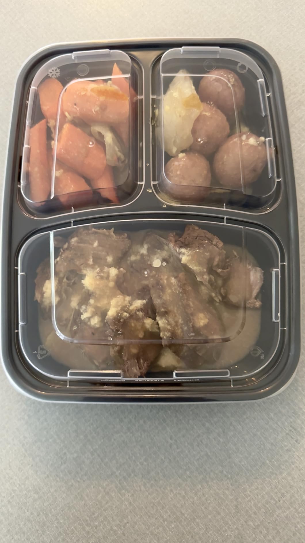 Freshware Meal Prep Containers [50 Pack] 3 Compartment Food Storage Containers with Lids, Bento Box, BPA Free, Stackable, Microwave/Dishwasher/Freezer Safe (24 oz) customer photo 2
