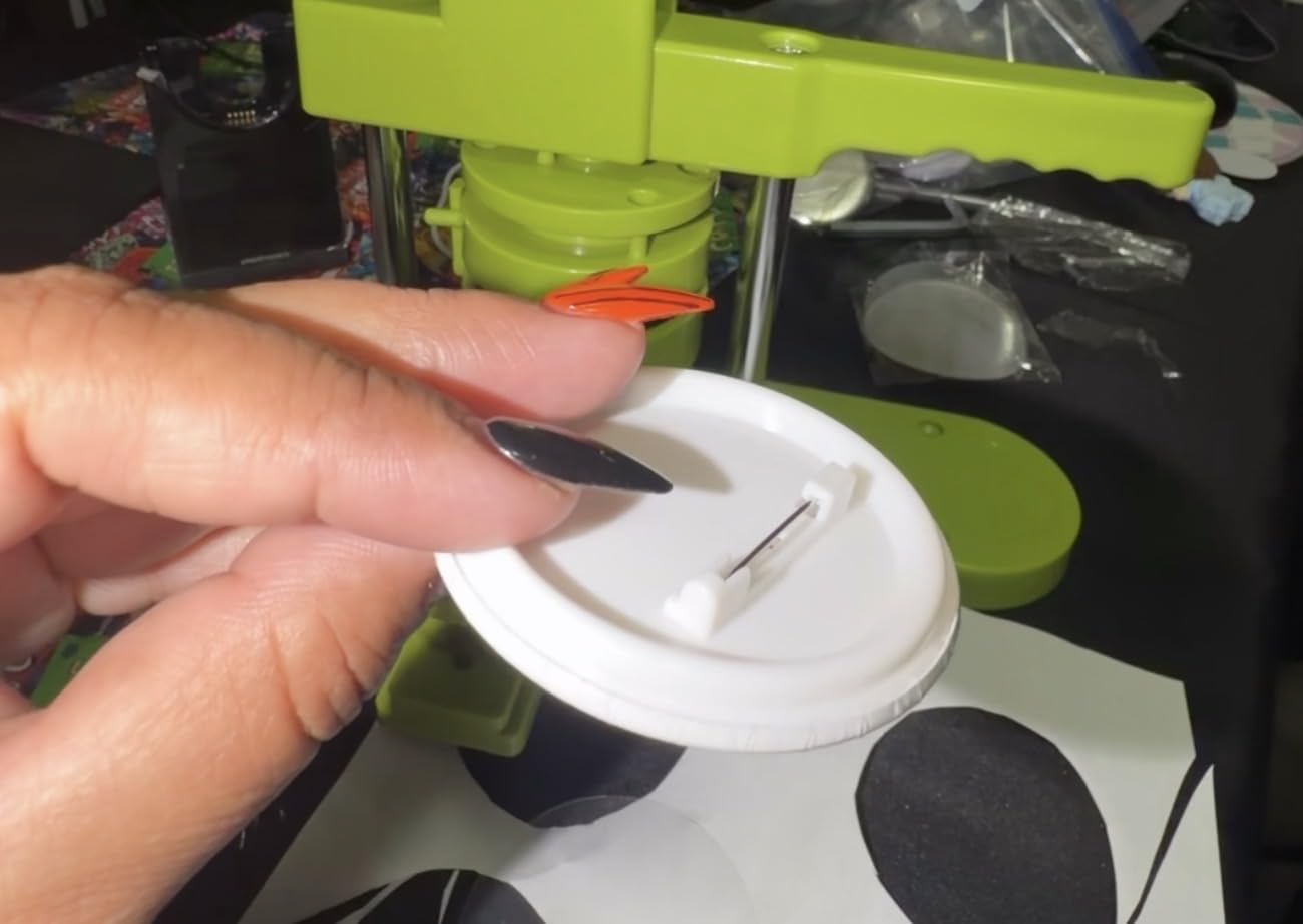 Happizza Button Maker Machine Multiple Sizes, Pin Maker Machine 2.25 inch+3 inch, Interchangeable Button-Models Badge Button Press Machine with 200 Sets 58mm+75mm Button Maker Supplies & Circle Cutter customer photo 1