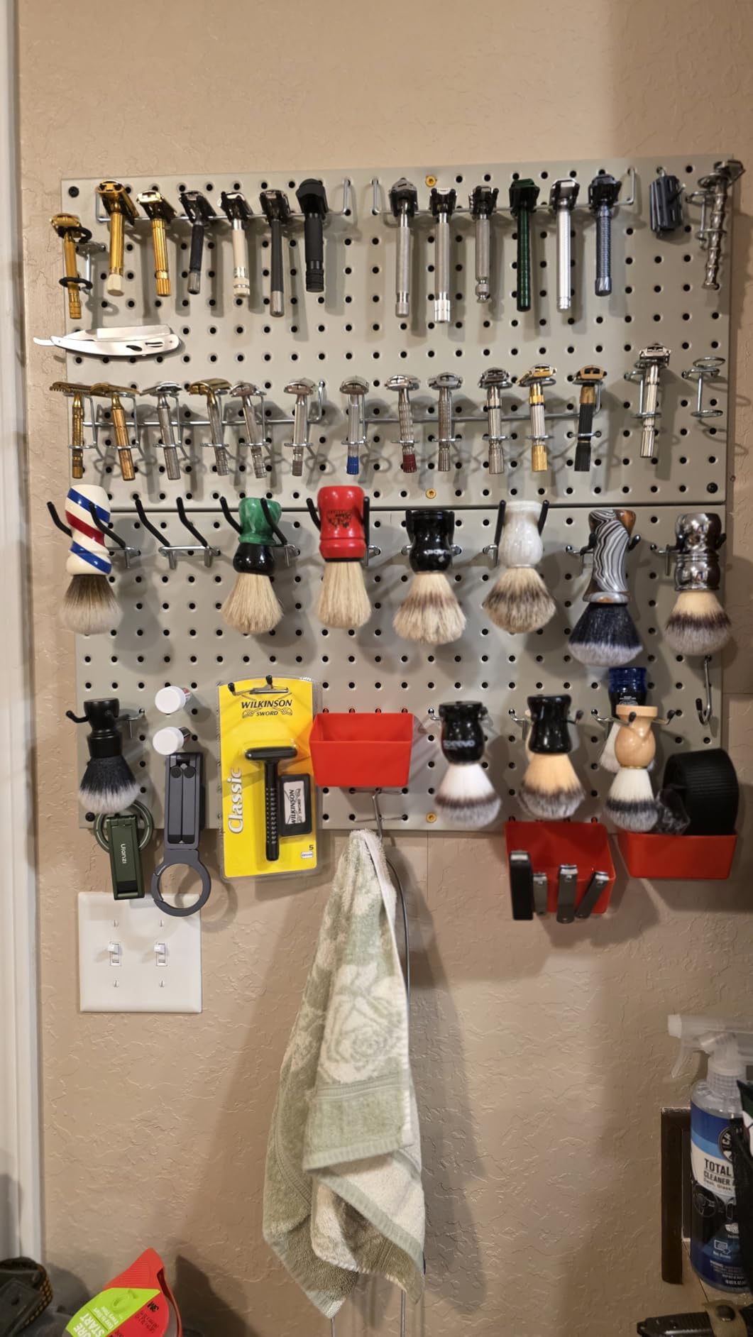 Ultrawall Metal Pegboard Wall Panels, Heavy Duty Pegboard Tool Storage Kit, Black 4 Pcs customer photo 1