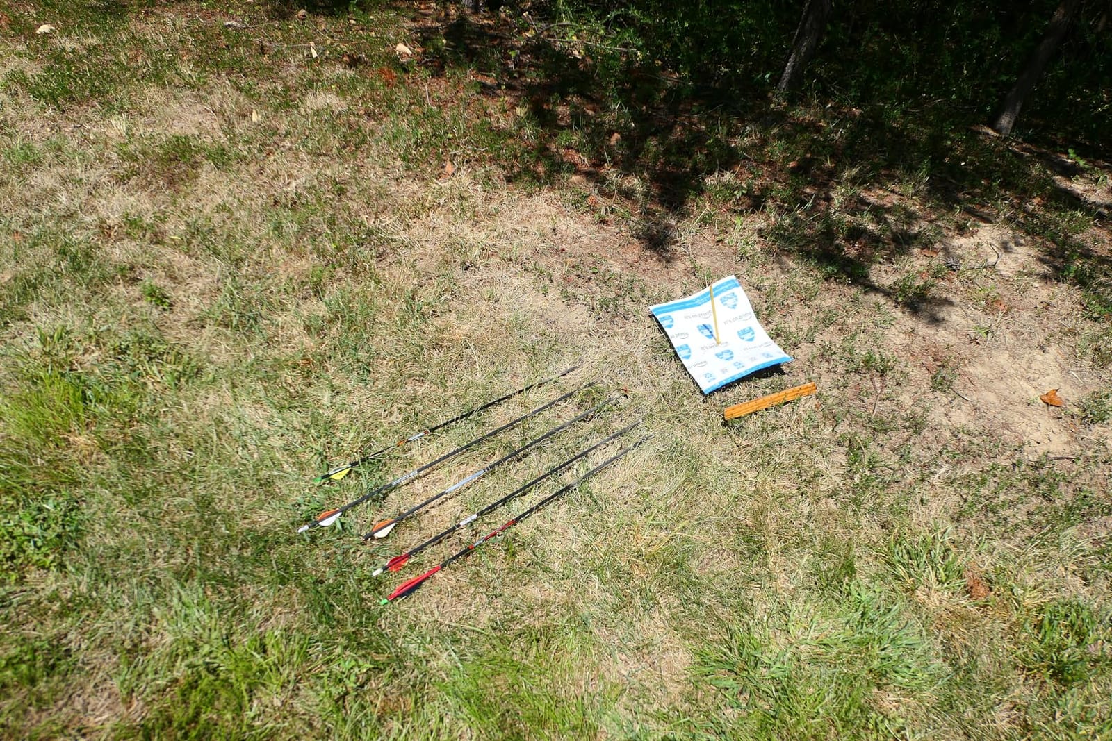 Sanlida Dragon X9 Ready to Hunt Compound Bow Kit for Adults, Archery Hunting Bow Package with 12 Carbon Arrows, Adjustable up to 70 lbs, No Bow Press Needed, Right Hand Only customer photo 2