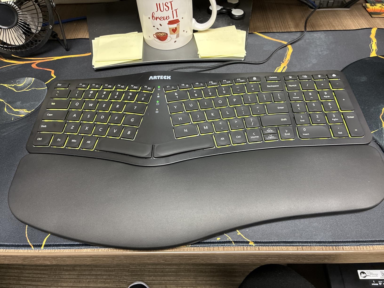 Arteck Split Ergonomic Keyboard with Palm Rest, USB Wired Backlit Keyboard customer photo 1