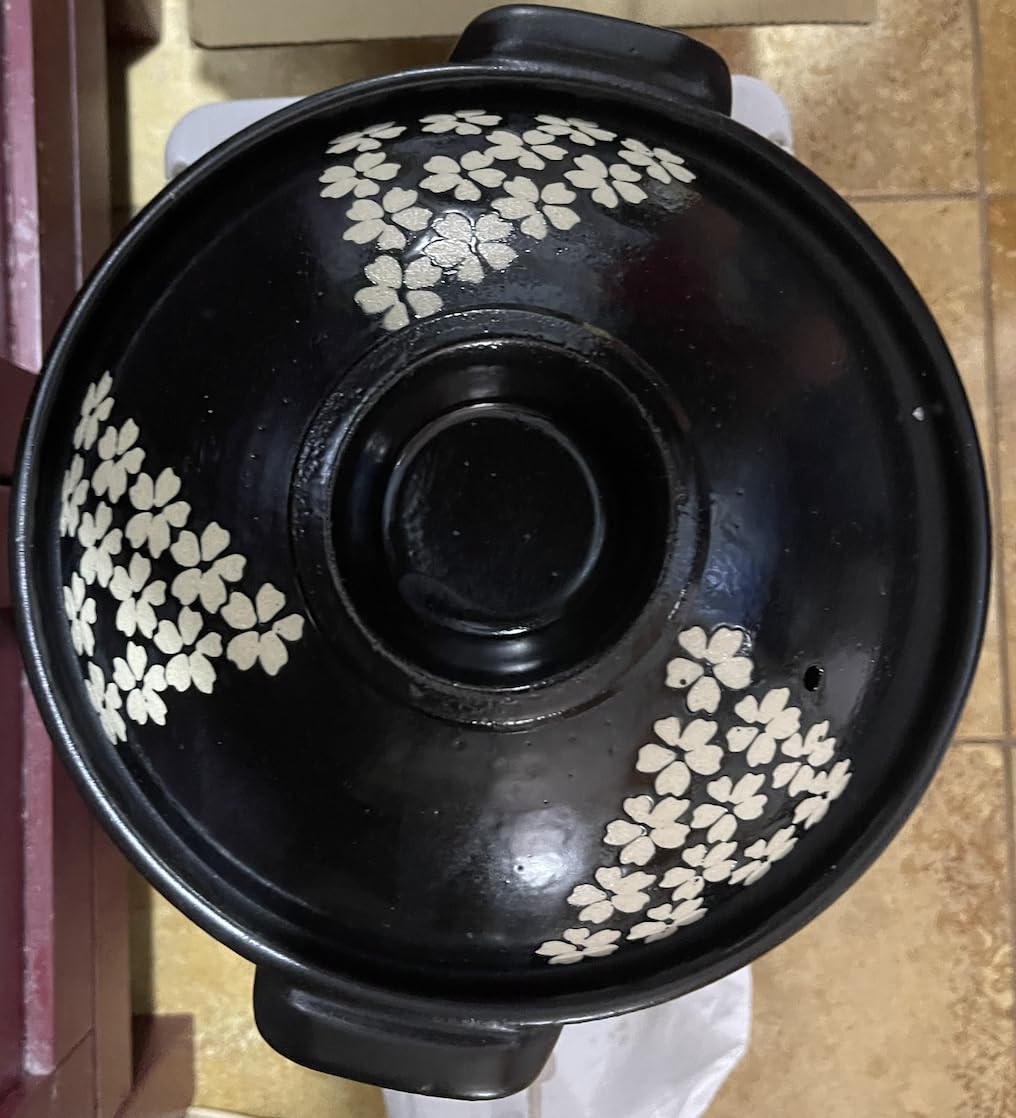 Banko-yaki Donabe Clay Pot - Authentic Japanese Earthenware with Cherry Blossom Design - Ideal for Cold Season Cooking - Made in Japan (Cherry Blossom, 3-5 people) customer photo 1