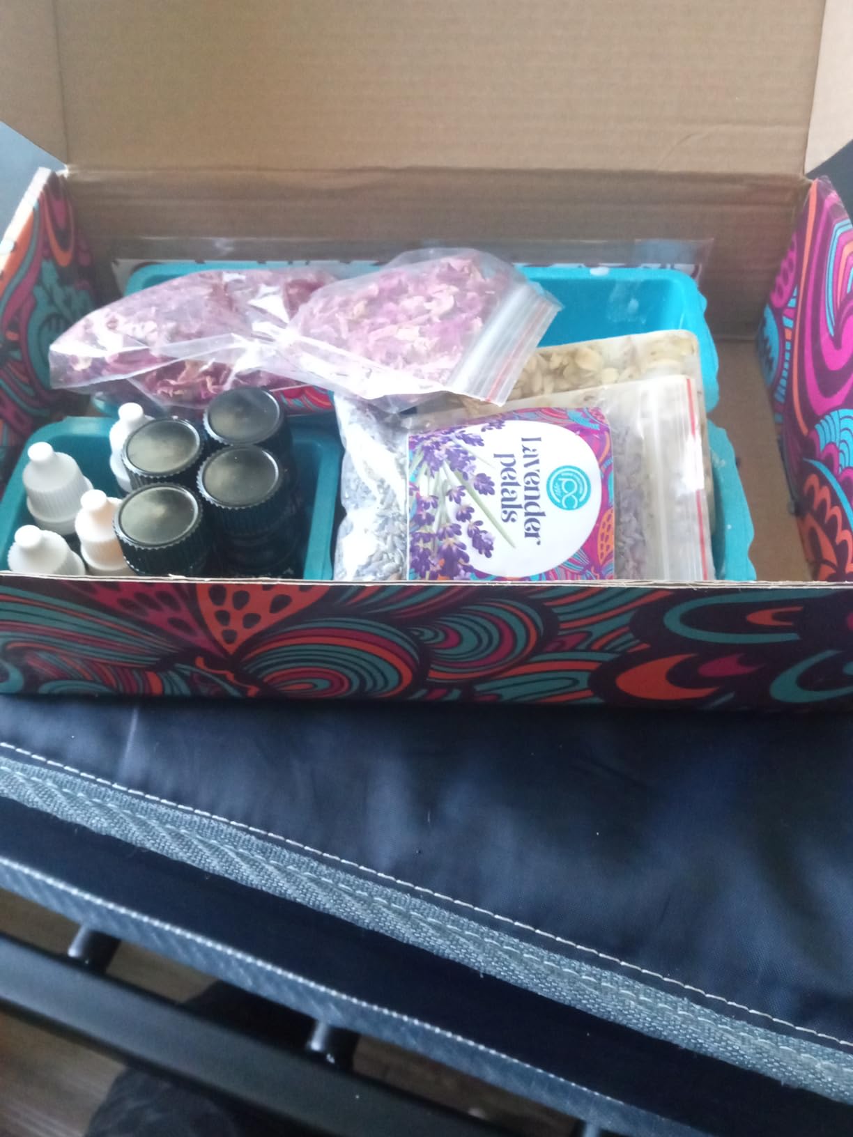 Soap Making Kit - Melt and Pour Supplies - DIY Set for Adults and Kids with Soap Base, Silicone Molds, Fragrances, Rose and Lavender Petals by Prime Creations customer photo 1