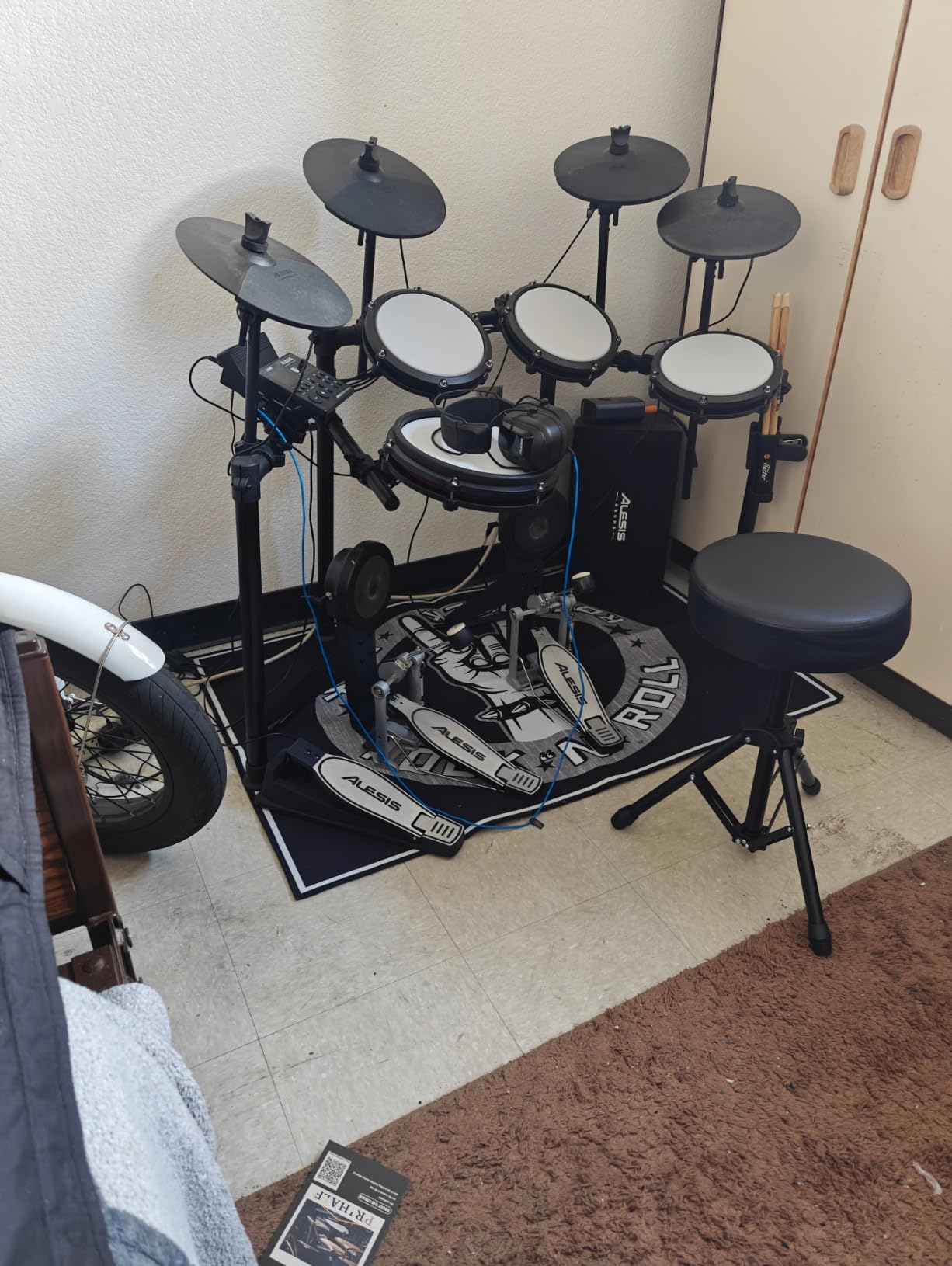 Alesis Strike Amp 12 MK2 2500W Electric Drum Amp customer photo 1