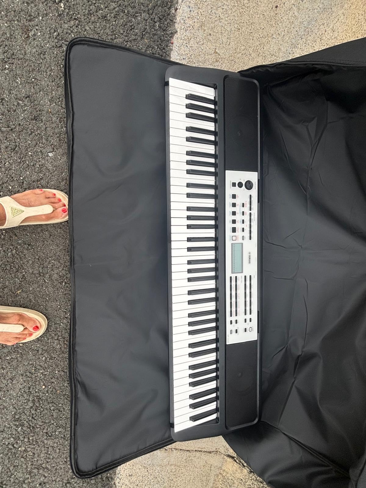 Yamaha YPT-W320 76 Touch Sensitive Key Portable Keyboard for Beginners with Music Rest, Power Adapter customer photo 2