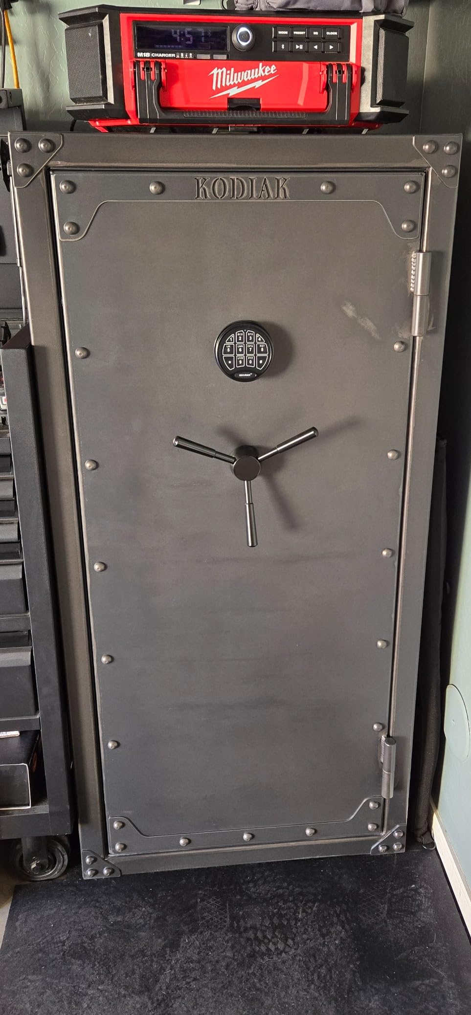 Kodiak Home Gun Safe for Rifles & Pistols | KSX5933 by Rhino Metals with New SafeX Security System | 41 Long Guns & 6 Pistol Pockets | 60 Minute Fire Protection | Antiqued Finish | 541lbs customer photo 2