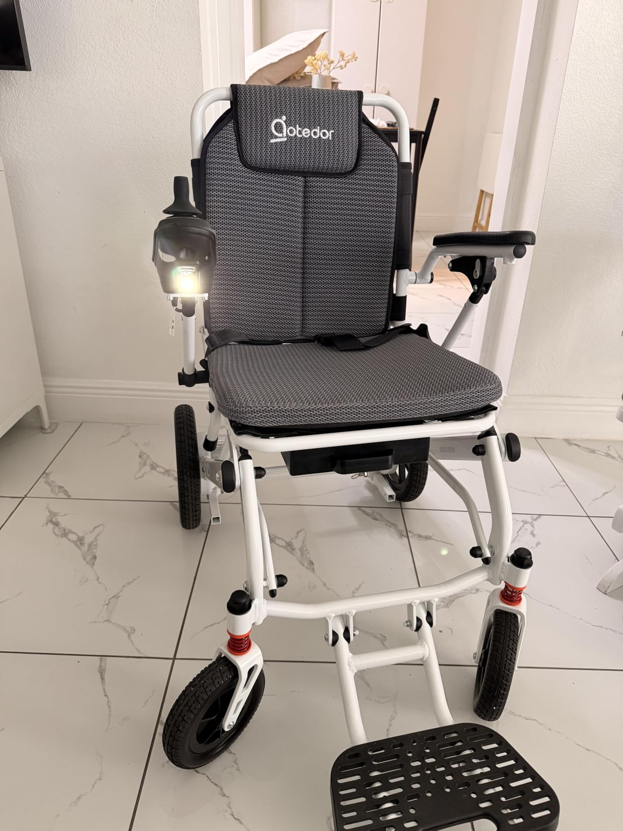 Aotedor Electric Wheelchairs for Adults, 22 Miles Long Travel Range with 2 Lithium Batteries All Terrain Power Wheelchair customer photo 2