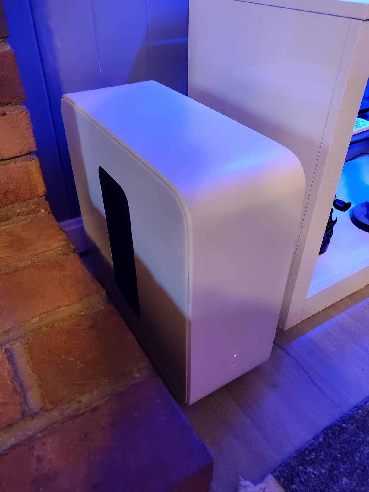Sub 4 - Wireless Subwoofer - Black | Dual Force-Canceling Woofers | Deep, Dynamic Bass | Works with Arc, Arc Ultra, Beam soundbars | WiFi customer photo 2