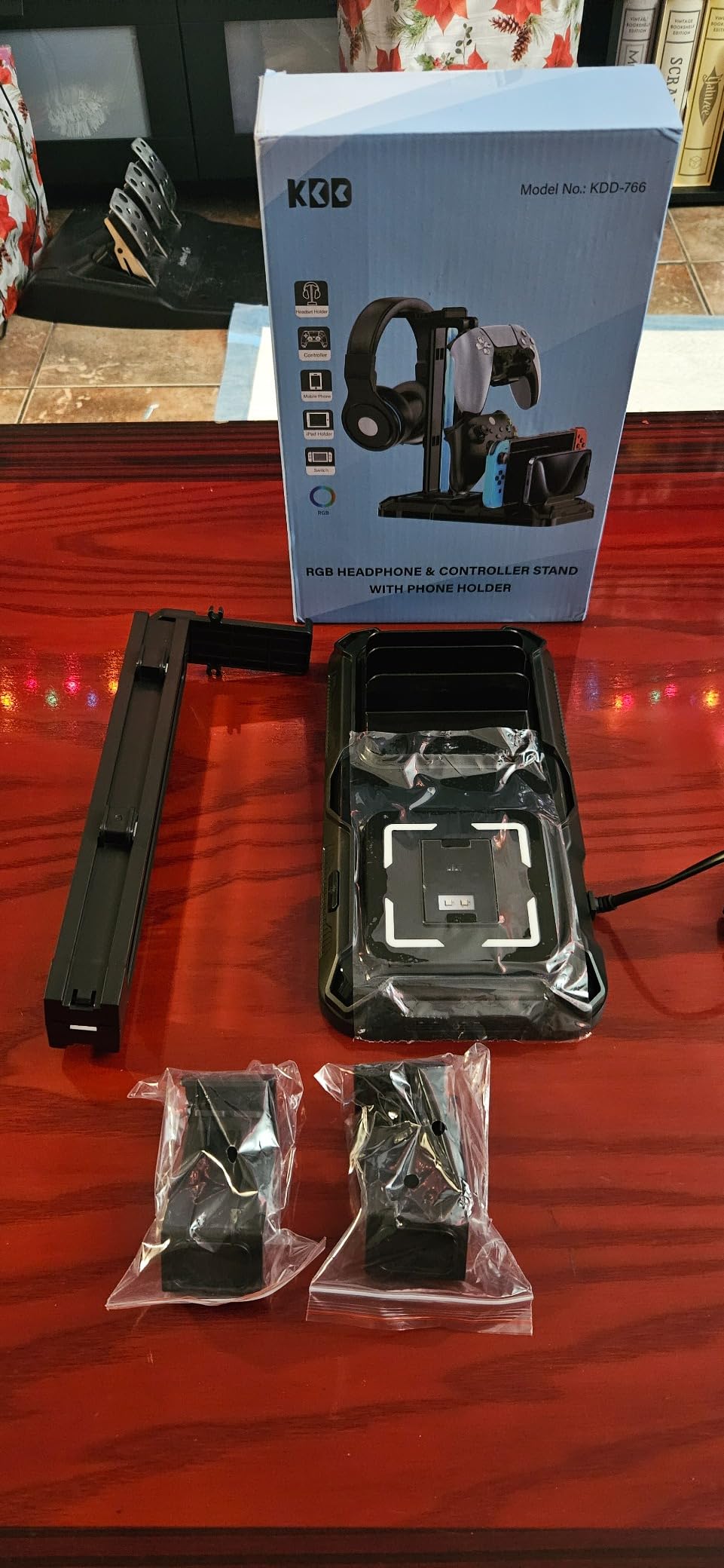 KDD Headset Stand with Charging Station - Detachable Controller Holder with 9 Light Modes, USB A&C Charger Ports customer photo 1
