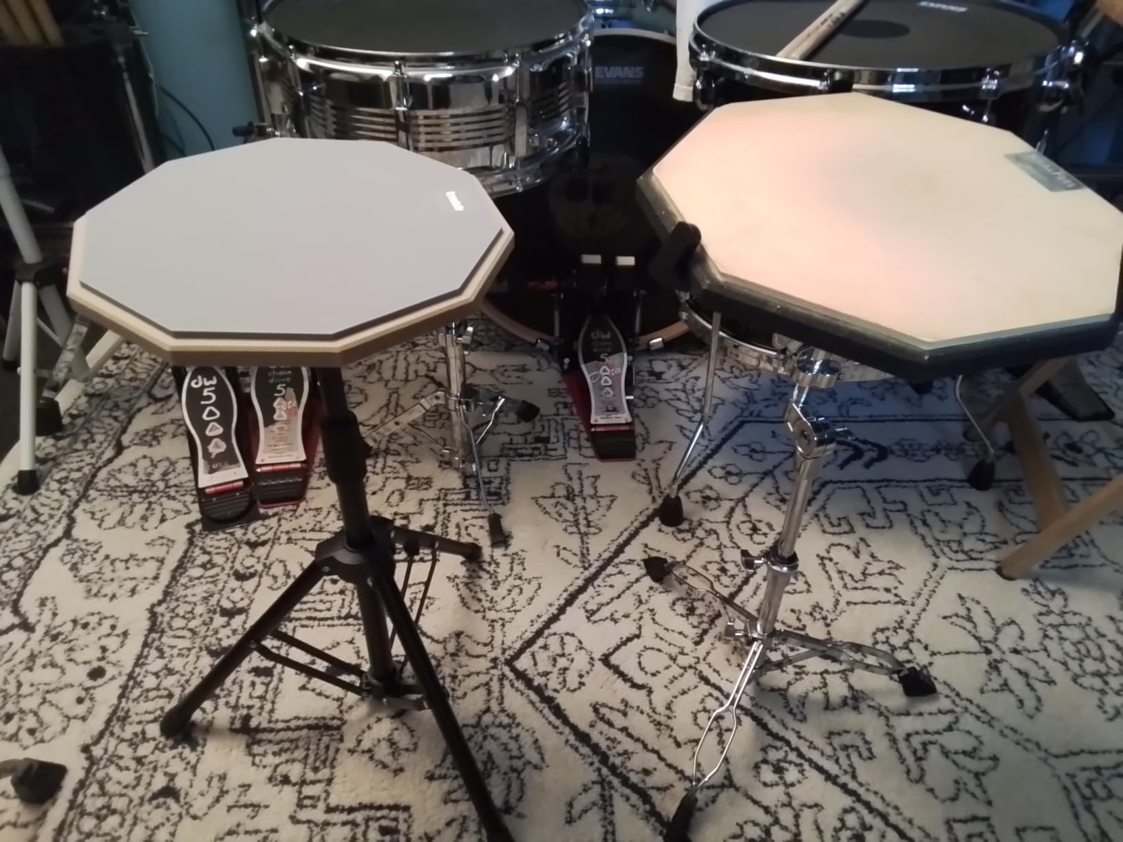 Drum Practice Pad Snare Drum Stand Set 12 In | With Double Sided Silent Drum Pad, Drum sticks, Carrying Bag Adjustable Stand (Grey) customer photo 1