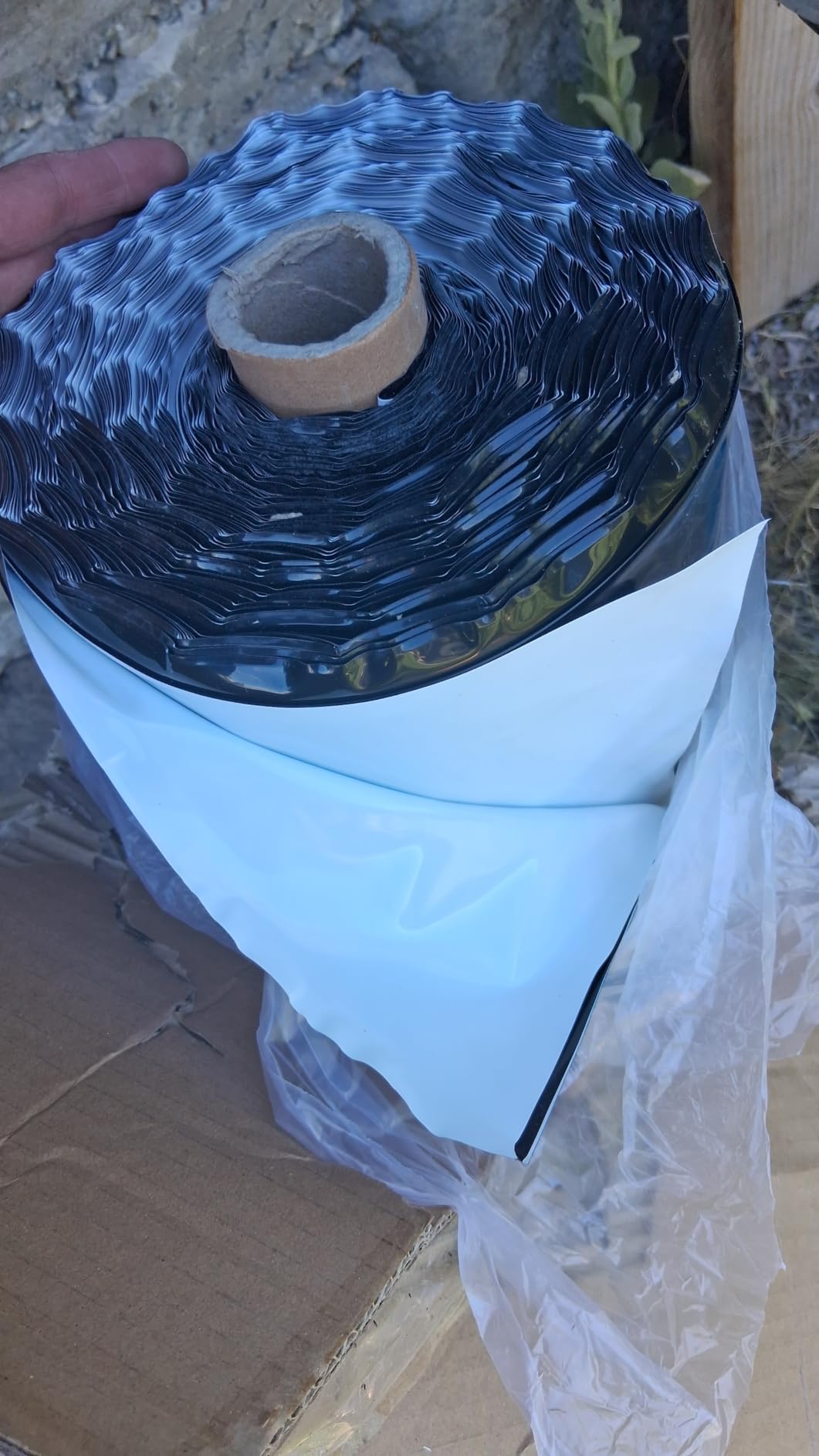 ALORAIR 10 mil Crawl Space Vapor Barrier 10' x 100' Plastic Sheeting | Heavy-Duty Black/White Panda Film - Crawlspace Encapsulation, Moisture Barrier, Ground Cover & Weatherproofing Applications customer photo 2