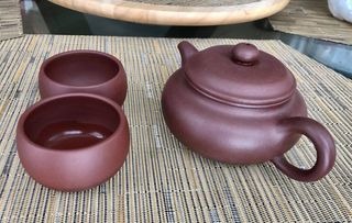 Artisan Yixing Clay Tea Set, 12.8 Oz Handmade Zisha Teapot Cups | Genuine Yixing Zisha, China Official Artist Refine, Infuse Brew Kungfu Tea Pot with 2 Cups - Fanggu, Zini Purple customer photo 2