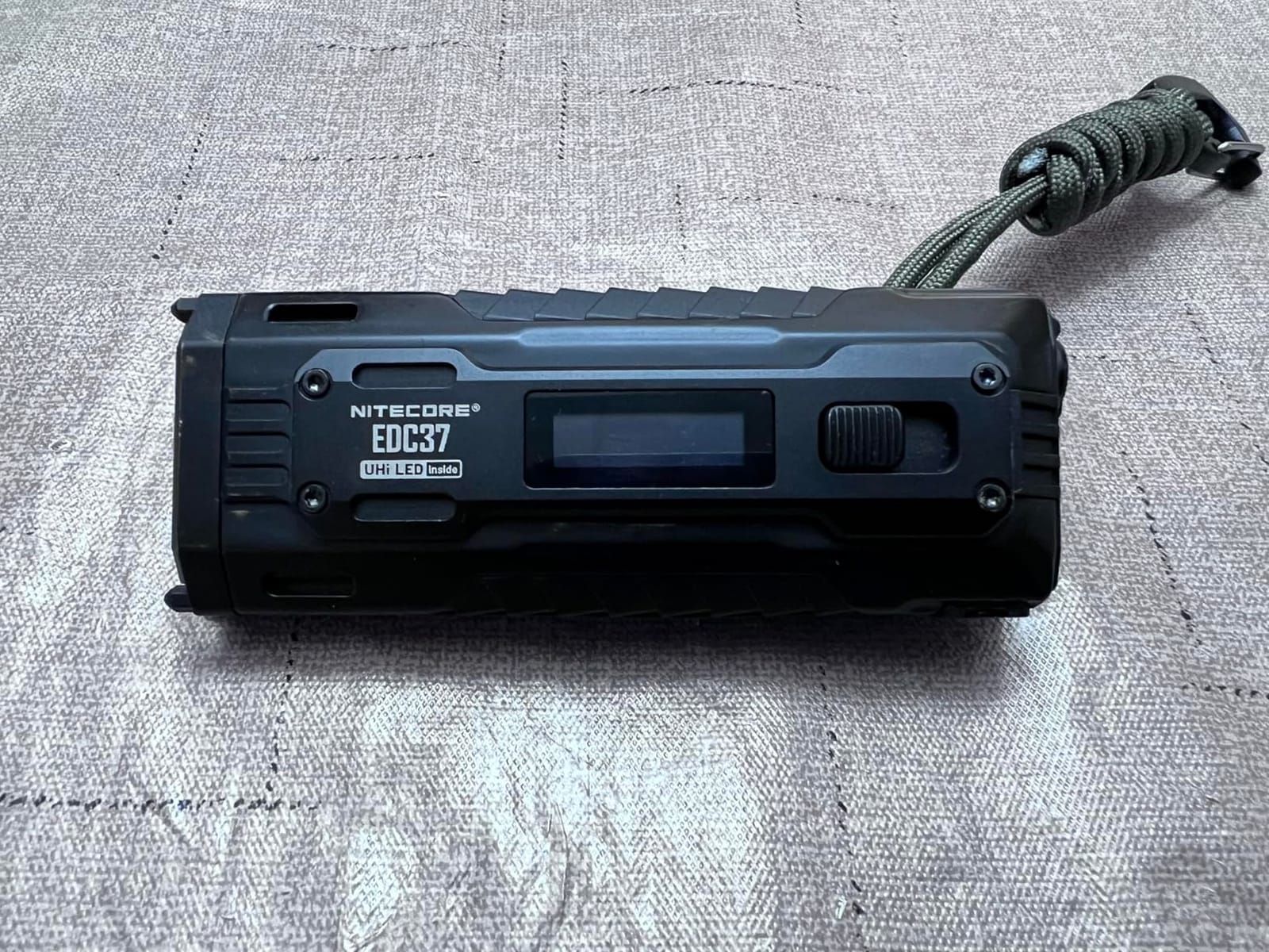 Nitecore EDC37 8000 Lumens Flat Shape Flashlight, USB-C Fast Charging with Digital OLED Display and Safety Lock customer photo 1