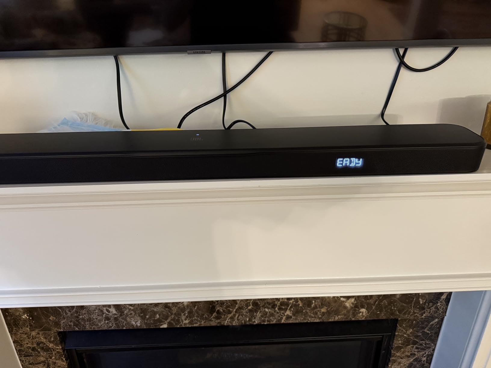 JBL Bar 300MK2-5.0 Channel All-in-one soundbar with Dolby Atmos, MultiBeam 3.0 & PureVoice 2.0, Easy Sound Calibration, ONE App and Works with Voice Assistant-Enabled Speakers (Black) customer photo 2